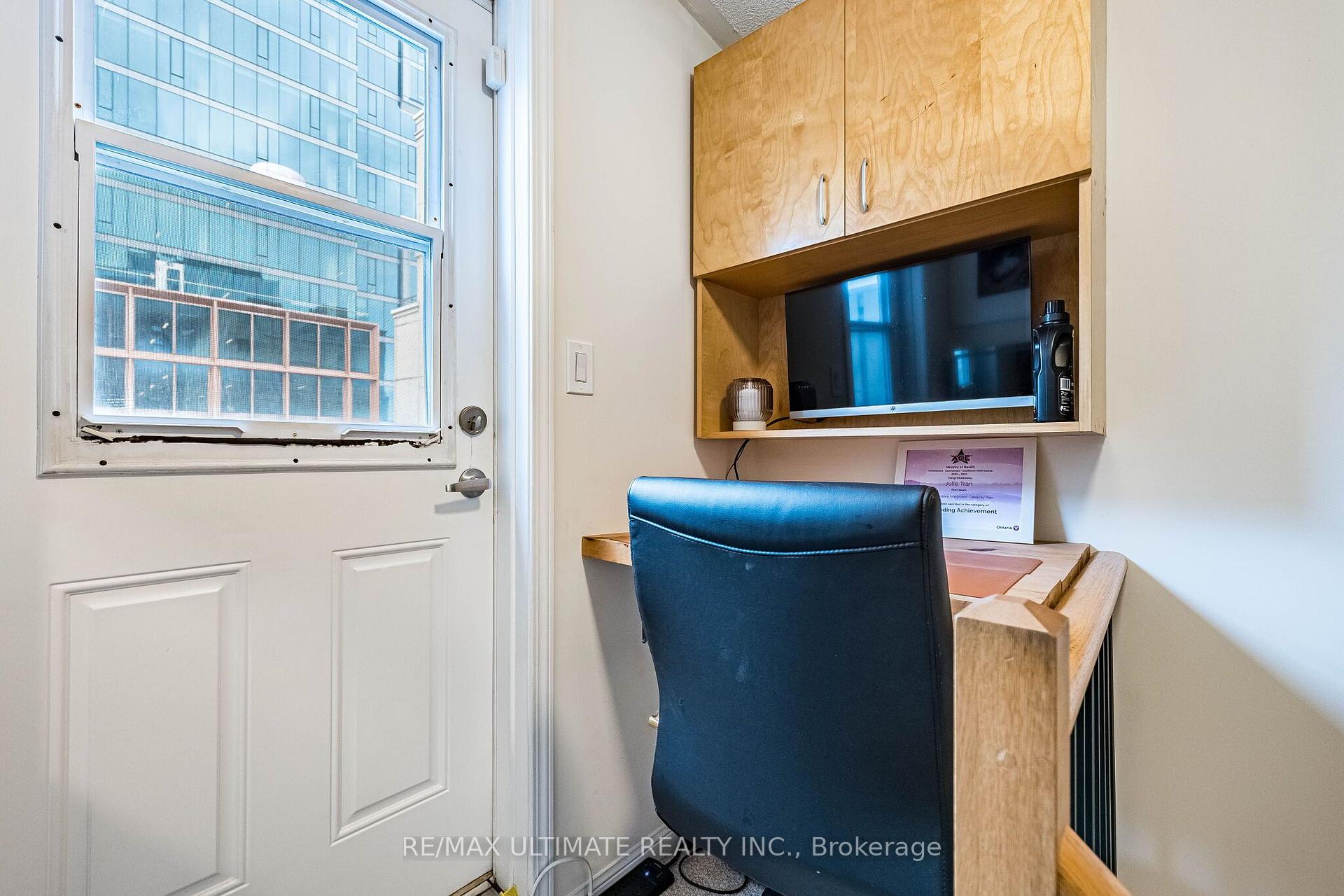 Photo 42 of Unit 14, 11 Niagara Street, Toronto, Waterfront Communities — HOMEH