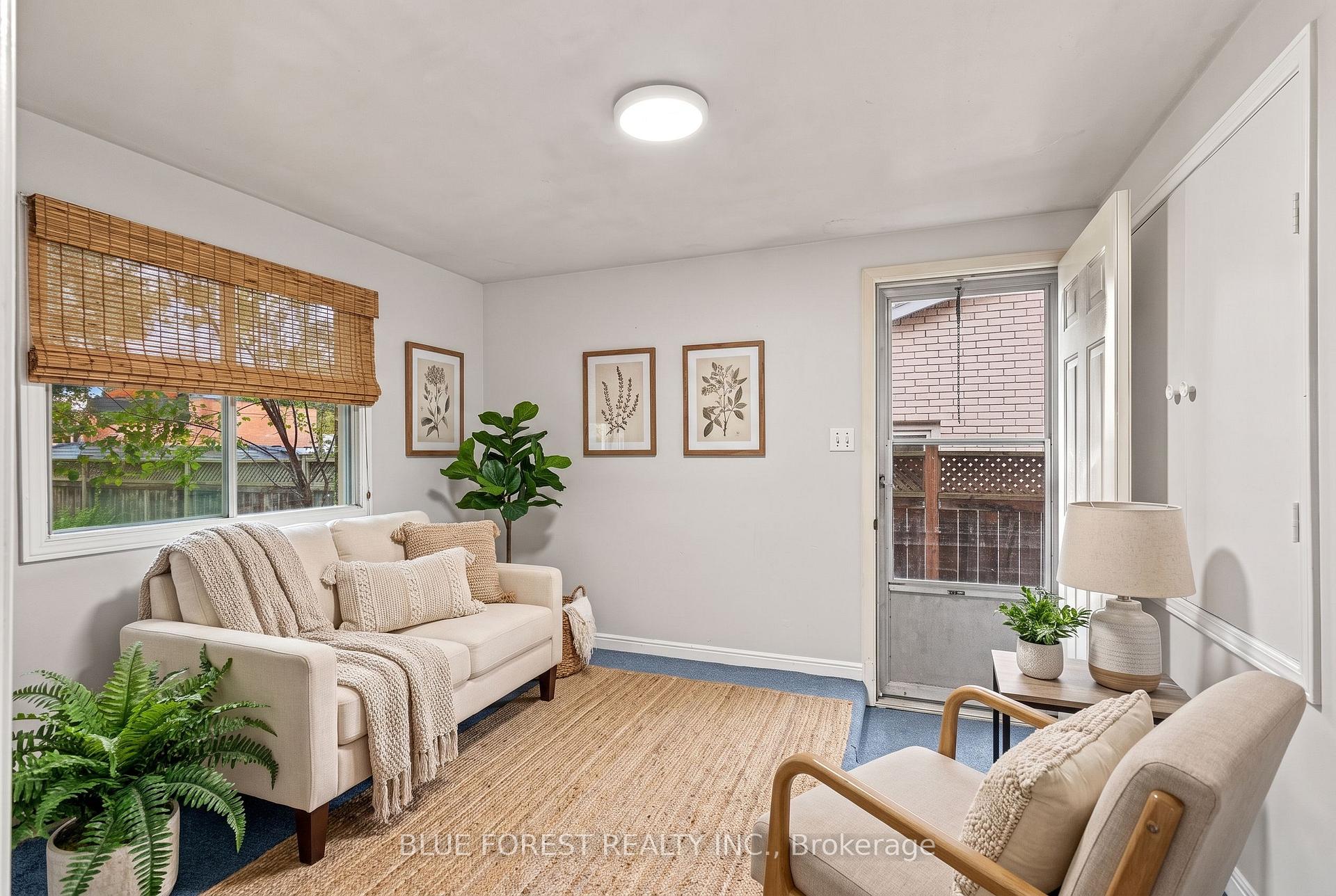 Photo 20 of 673 Galloway Crescent, London, South O — HOMEH