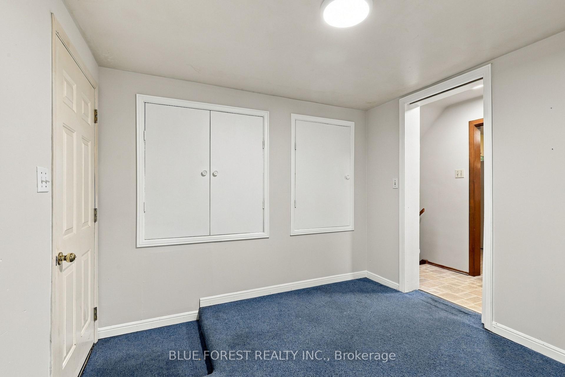 Photo 21 of 673 Galloway Crescent, London, South O — HOMEH