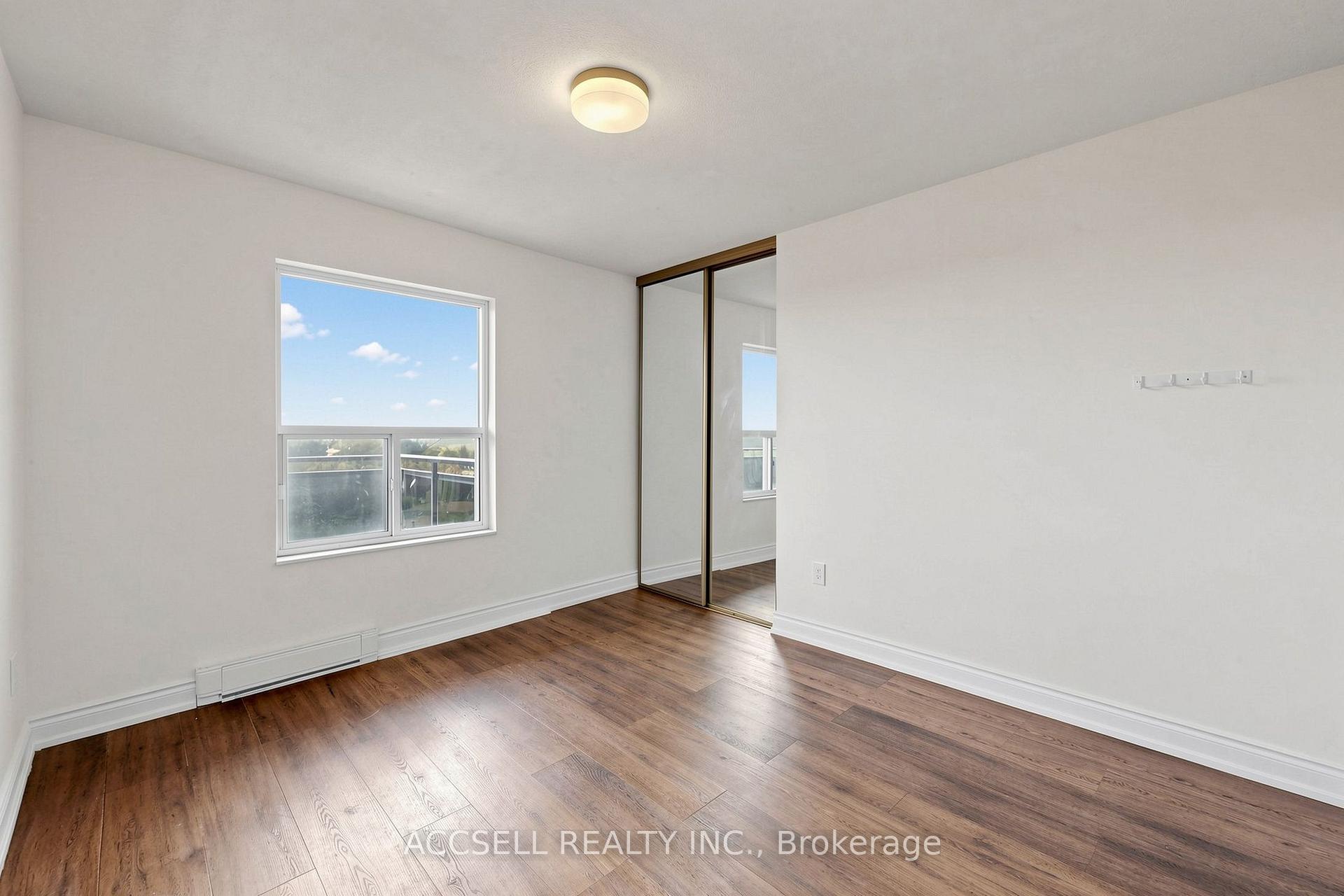 Photo 22 of Unit 901, 855 Kennedy Road, Scarborough, Ionview — HOMEH