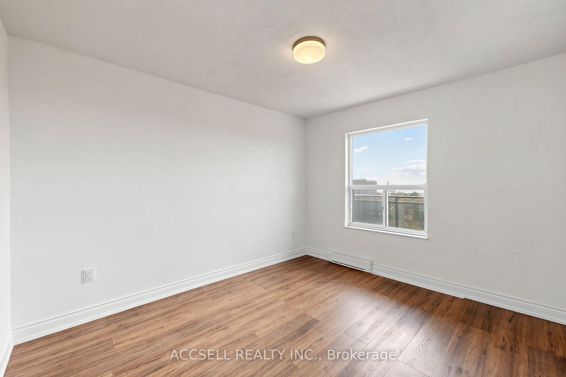 Photo 24 of Unit 901, 855 Kennedy Road, Scarborough, Ionview — HOMEH