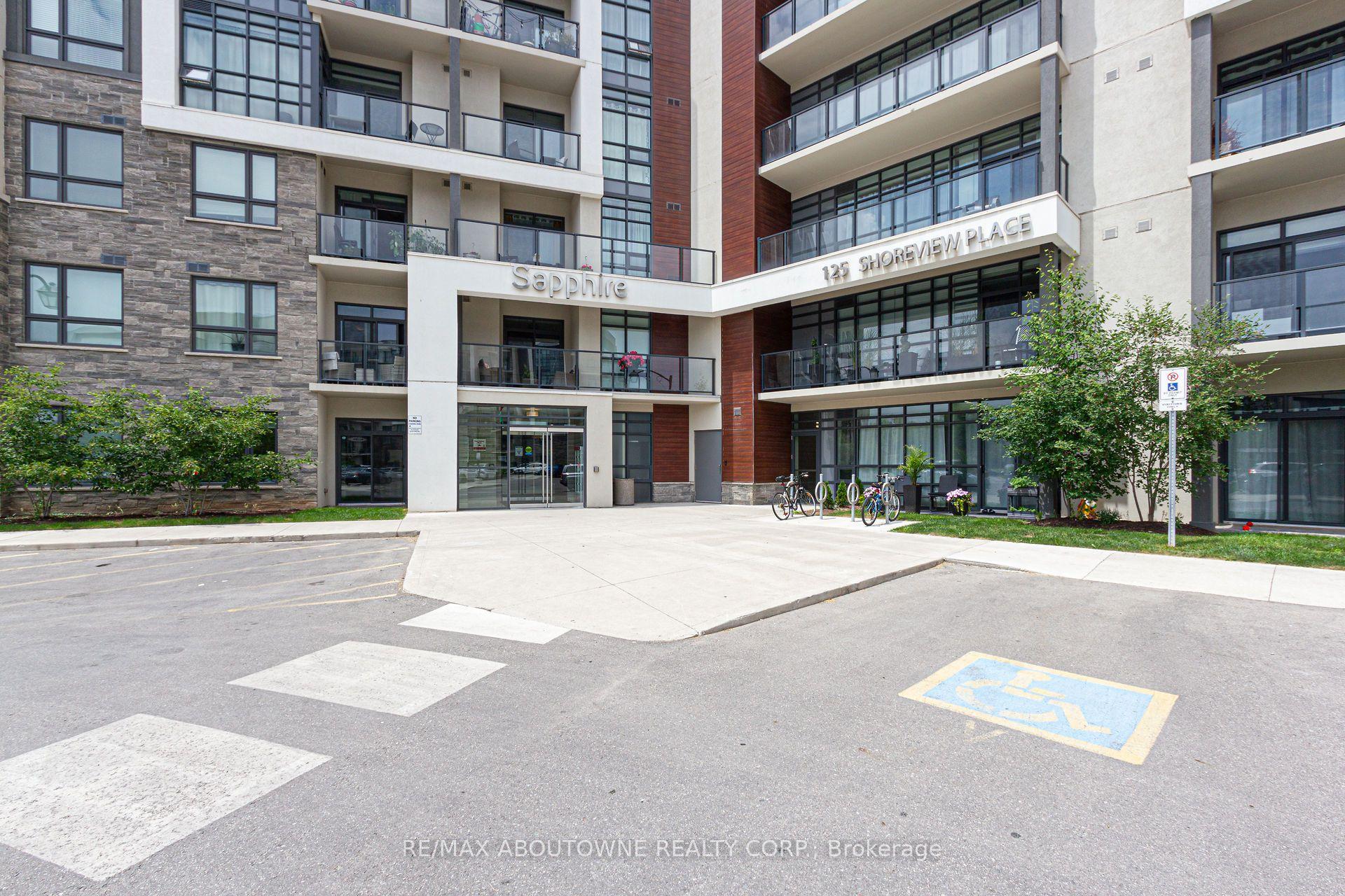 Photo 2 of Unit 203, 125 Shoreview Place, Hamilton, Lakeshore — HOMEH