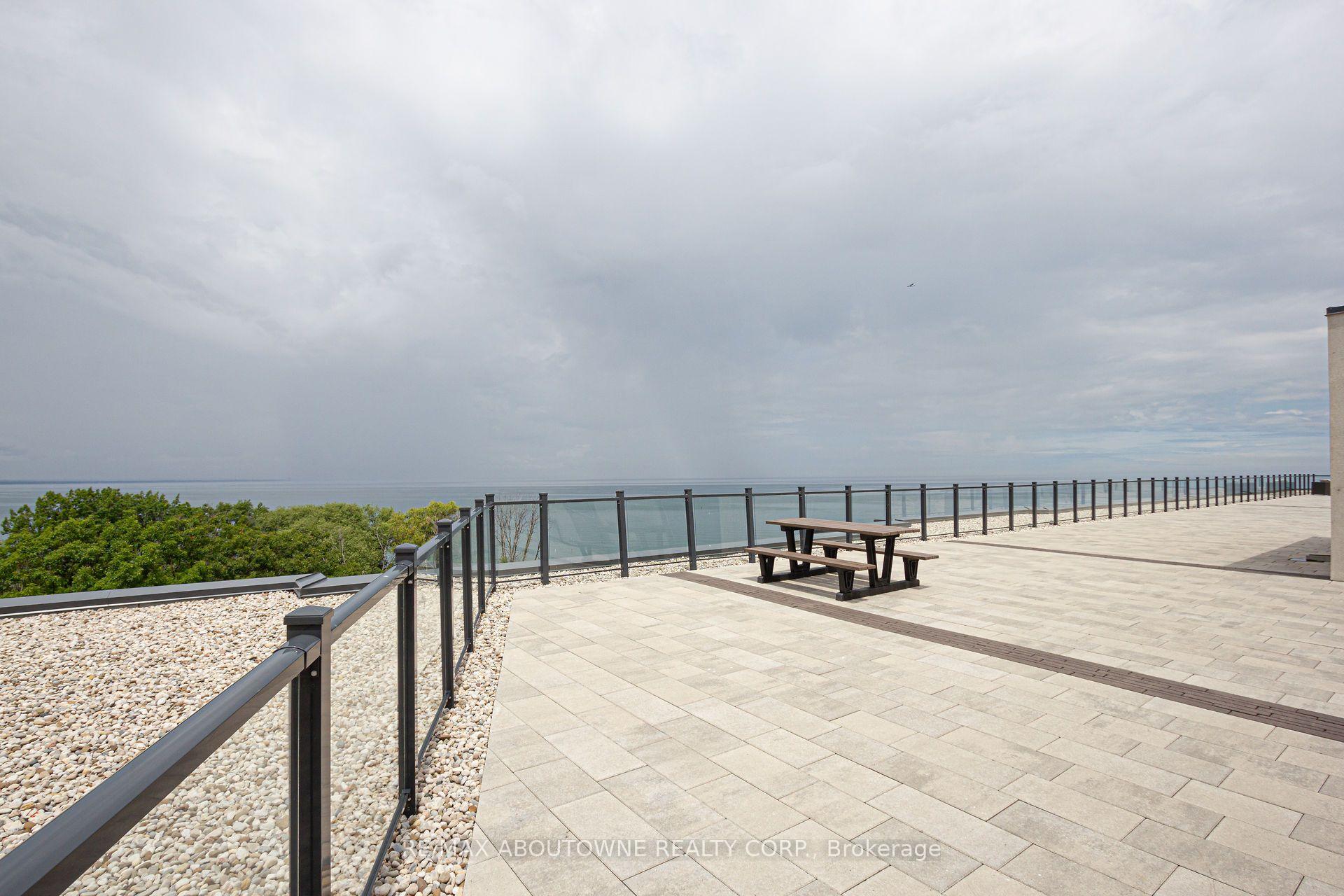 Photo 7 of Unit 203, 125 Shoreview Place, Hamilton, Lakeshore — HOMEH
