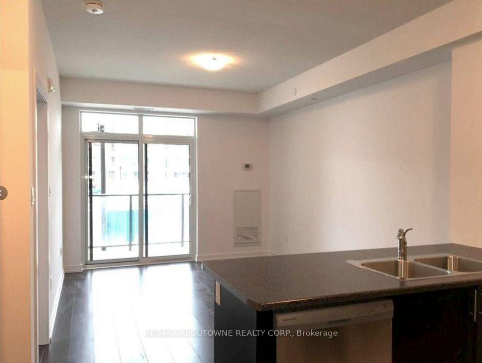 Photo 16 of Unit 203, 125 Shoreview Place, Hamilton, Lakeshore — HOMEH