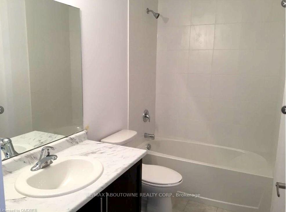 Photo 22 of Unit 203, 125 Shoreview Place, Hamilton, Lakeshore — HOMEH