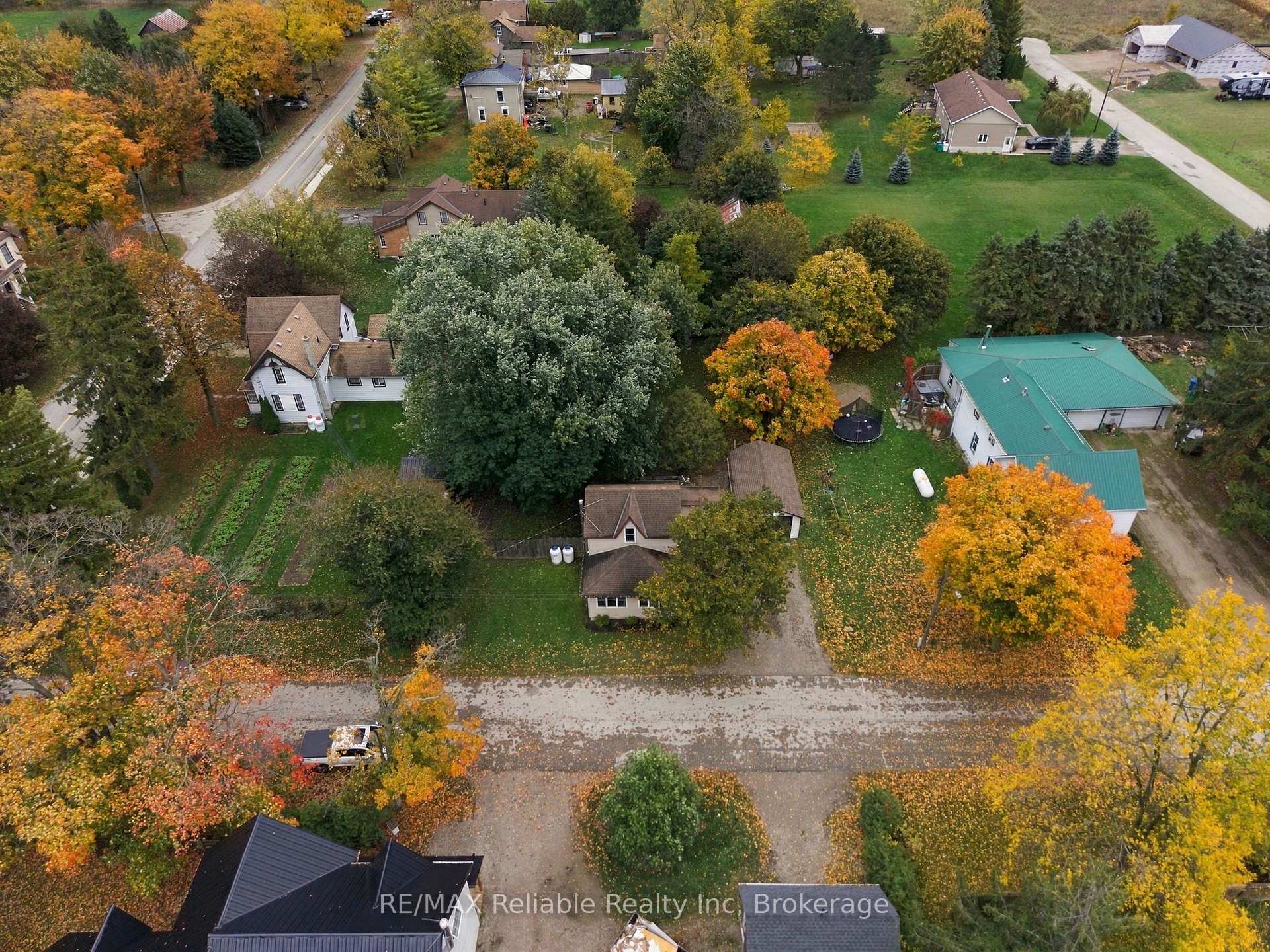 Photo 4 of 74 William Street, Ashfield-Colborne-Wawanosh, West Wawanosh — HOMEH