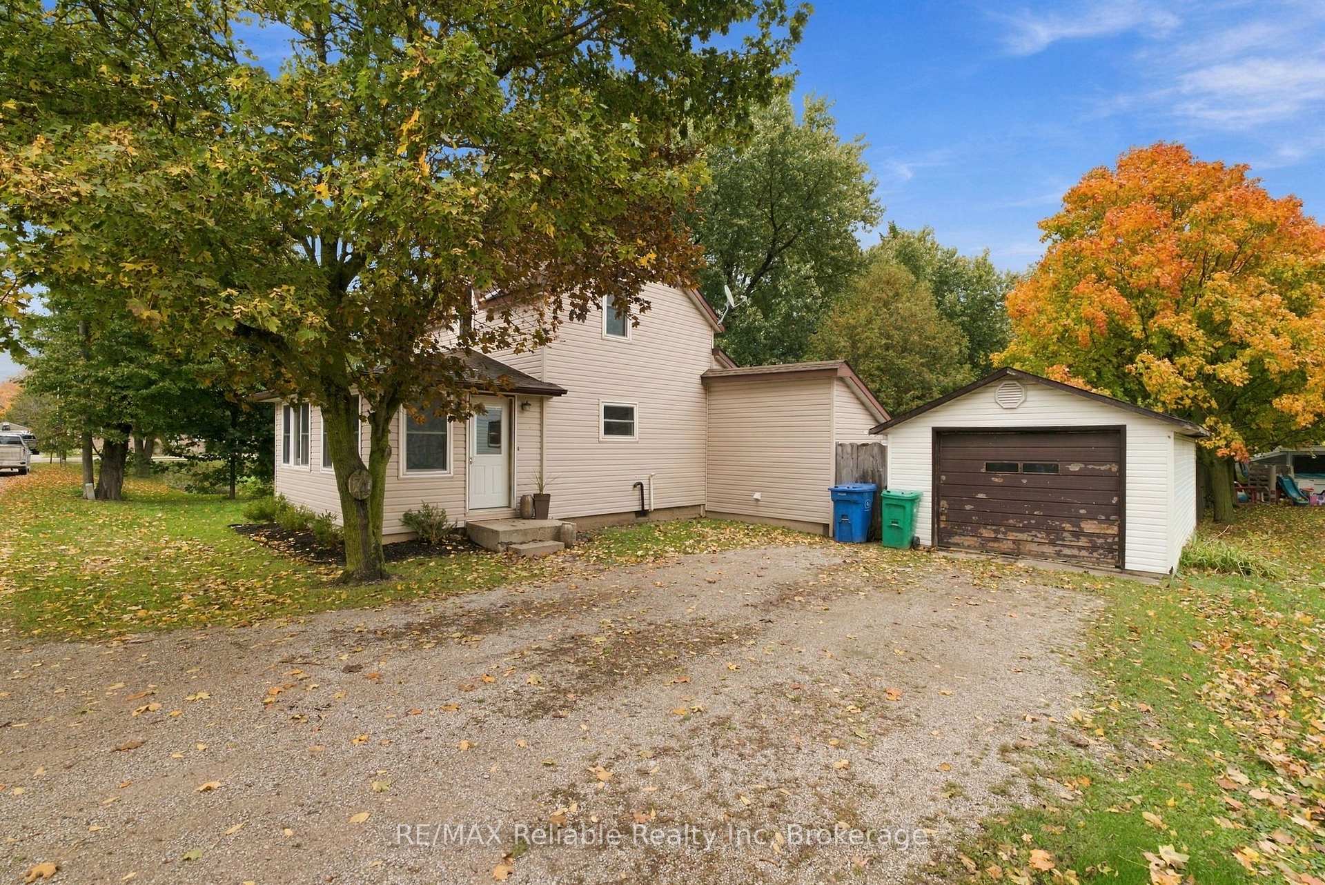 Photo 5 of 74 William Street, Ashfield-Colborne-Wawanosh, West Wawanosh — HOMEH