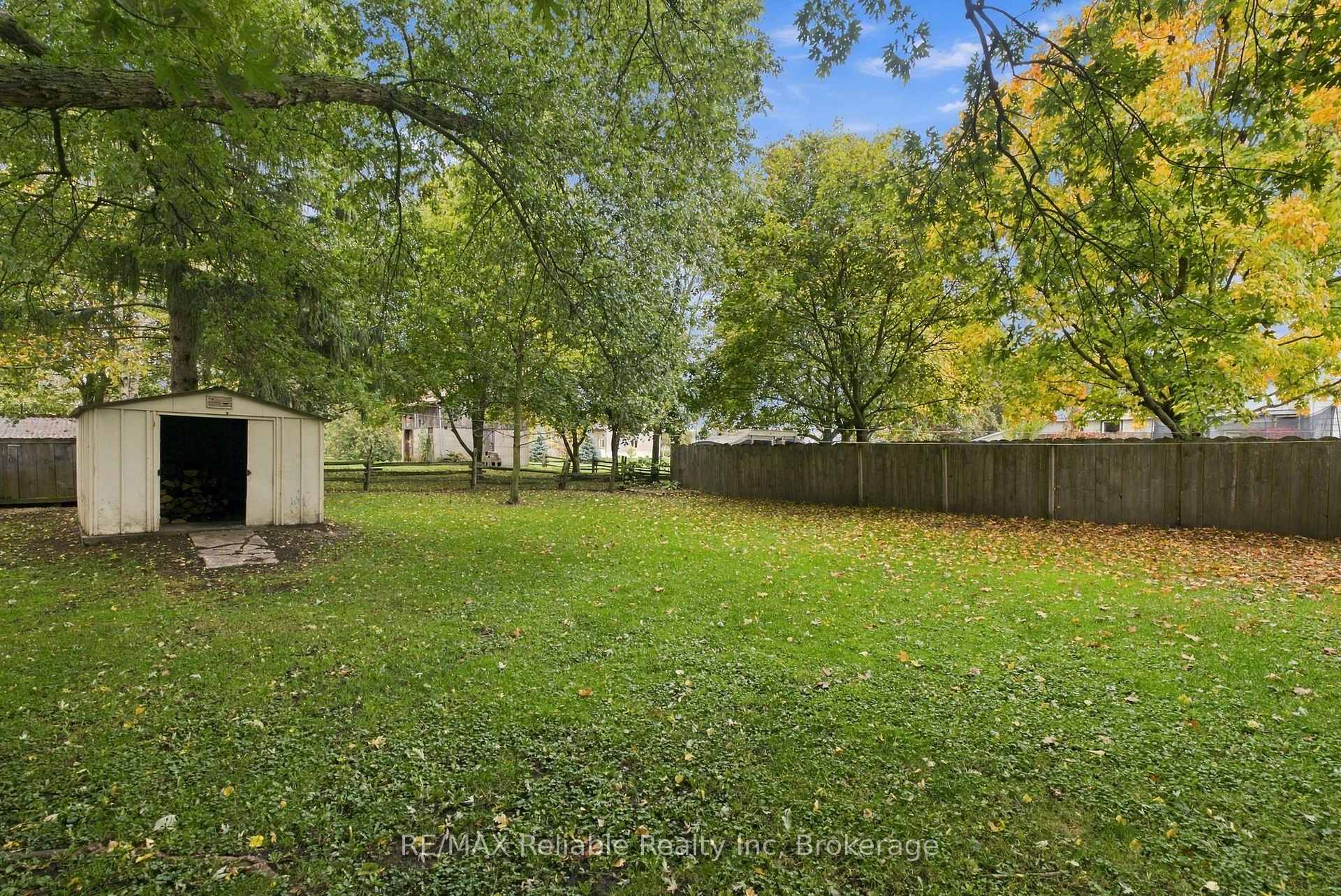 Photo 34 of 74 William Street, Ashfield-Colborne-Wawanosh, West Wawanosh — HOMEH