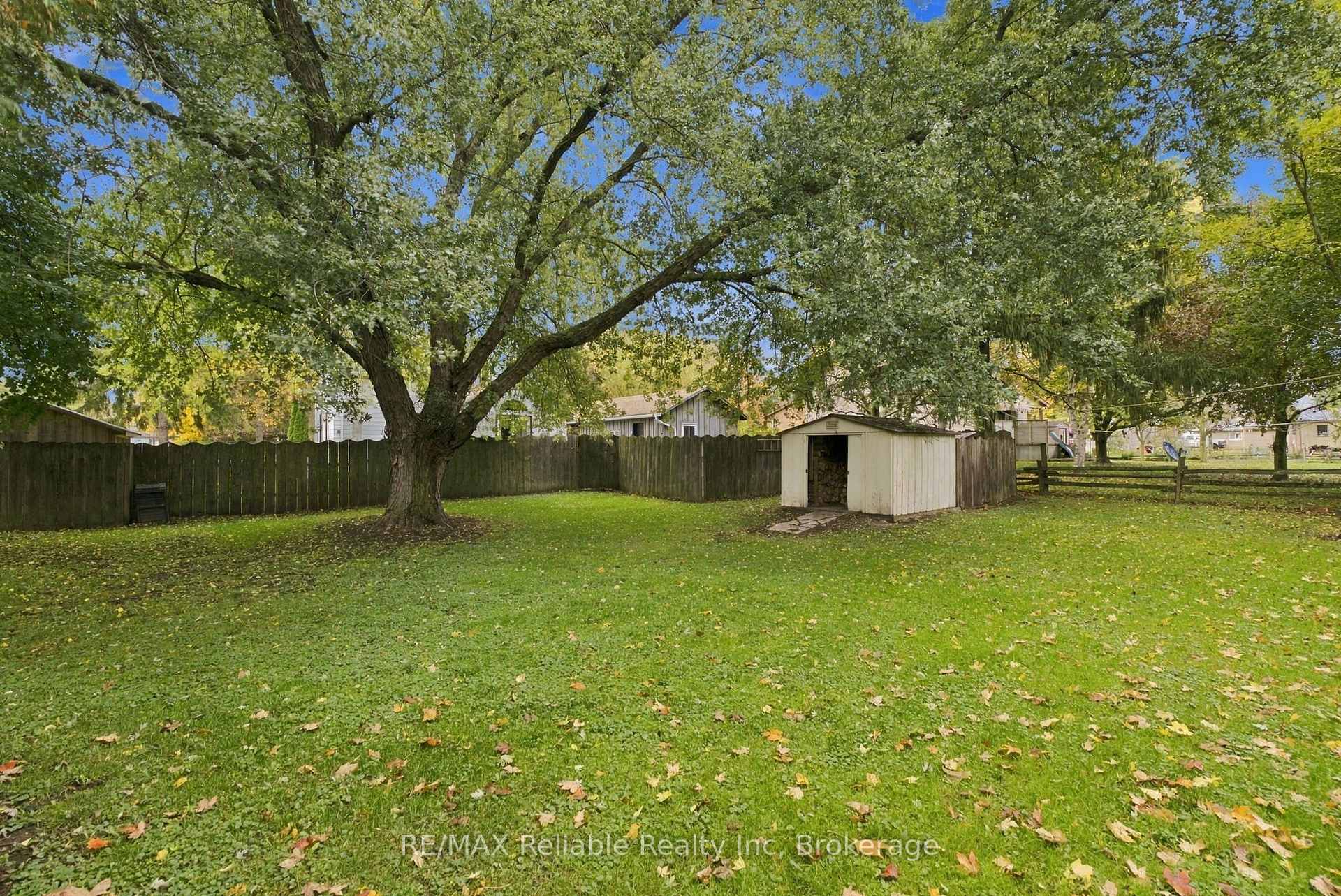 Photo 36 of 74 William Street, Ashfield-Colborne-Wawanosh, West Wawanosh — HOMEH