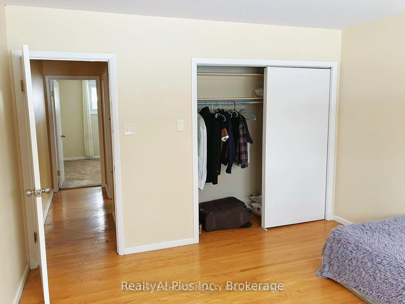 Photo 12 of Unit Upper, 57 Ripplewood Crescent, Kitchener, Forest Hill — HOMEH