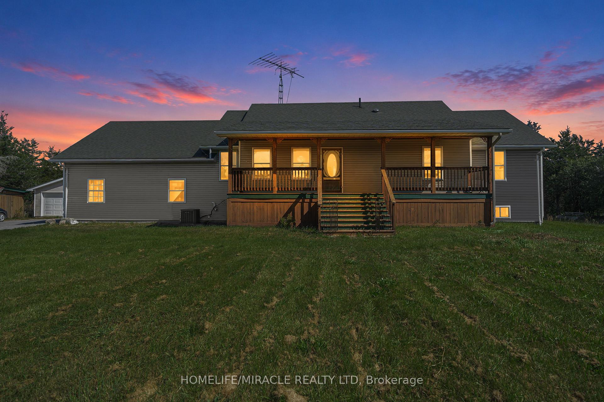 Photo 9 of Unit 2, 1636 County Road, Prince Edward County, Hillier Ward — HOMEH