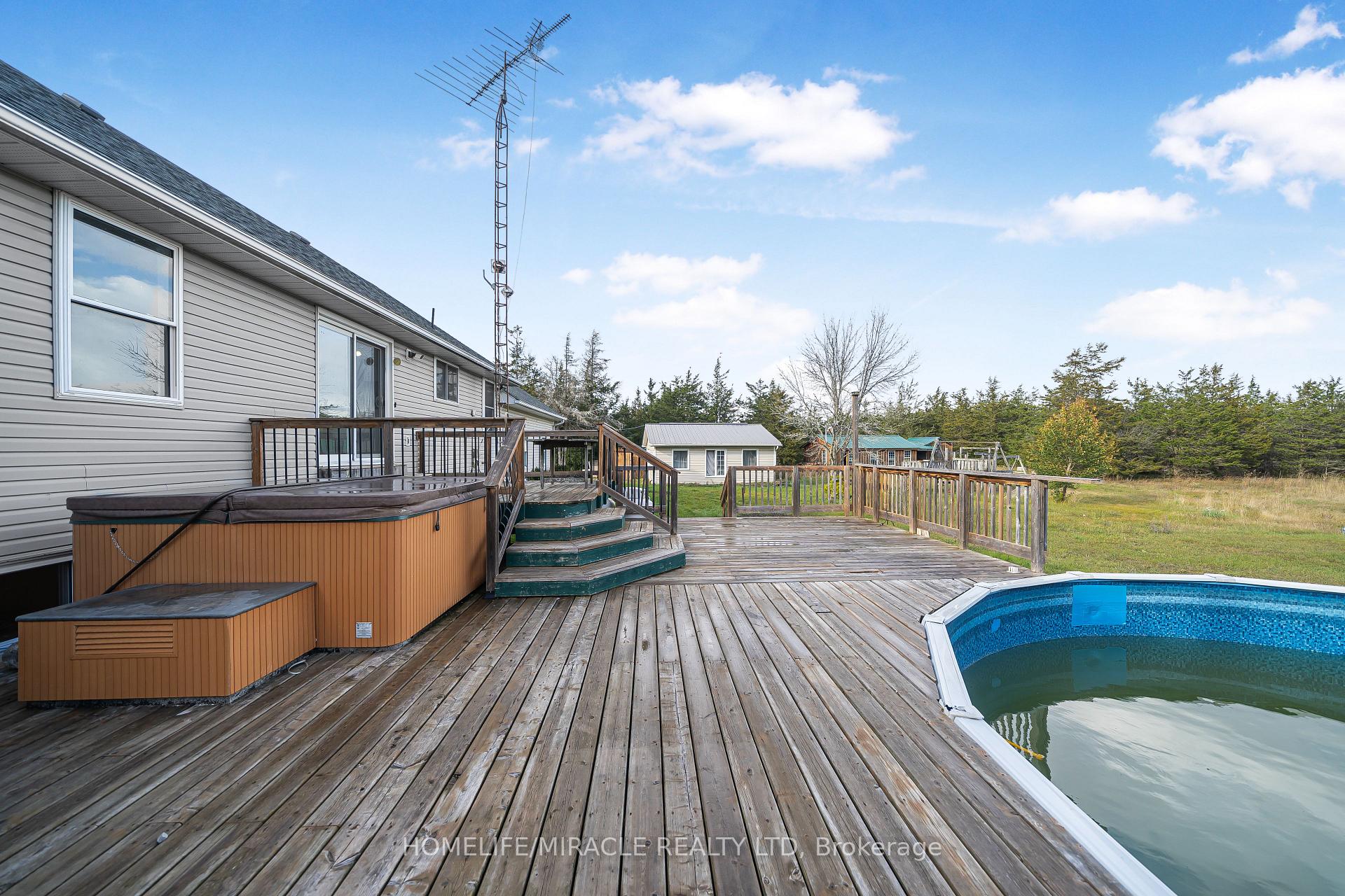 Photo 26 of Unit 2, 1636 County Road, Prince Edward County, Hillier Ward — HOMEH