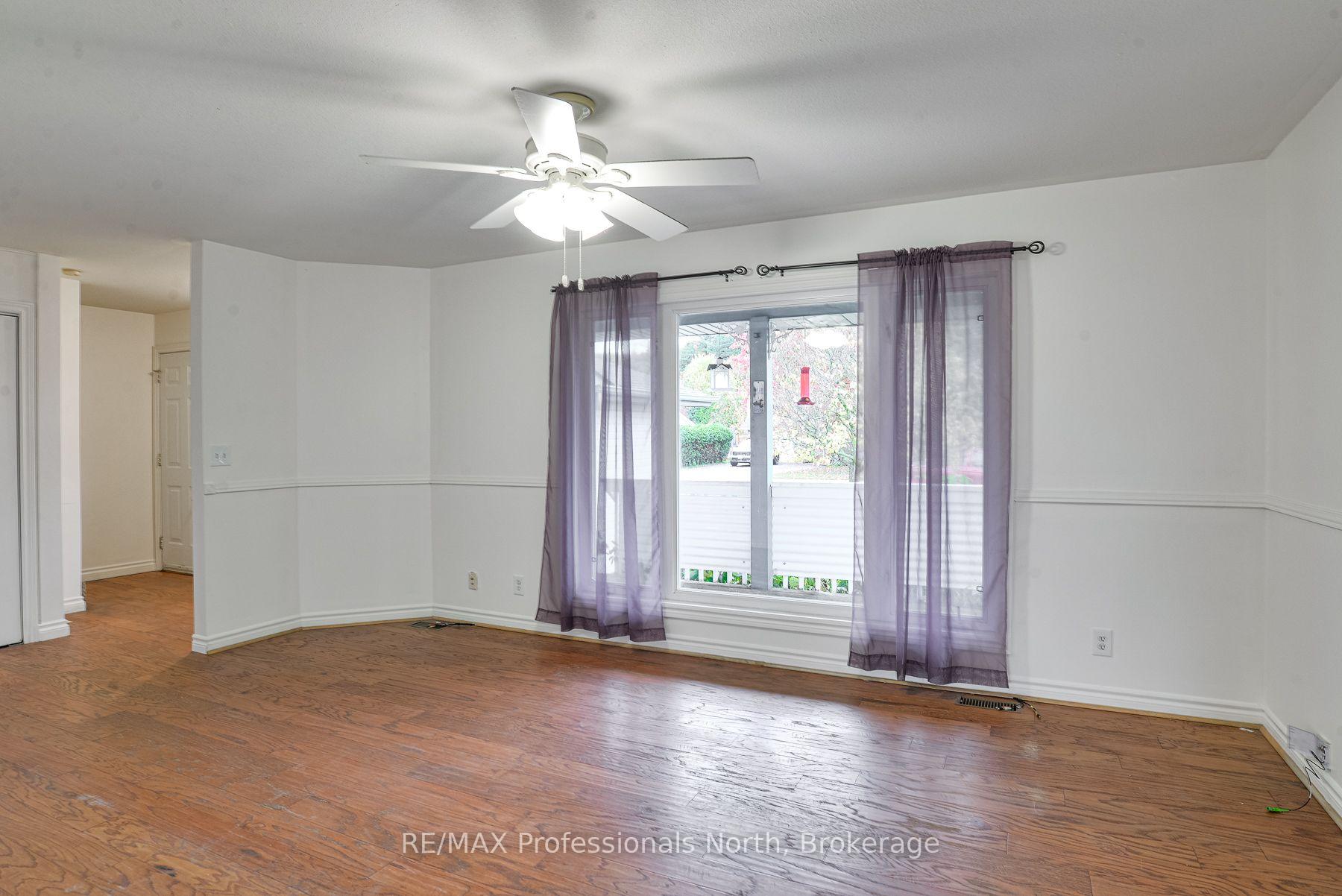 Photo 6 of 34 Killdeer Crescent, Bracebridge, Monck (Bracebridge) — HOMEH
