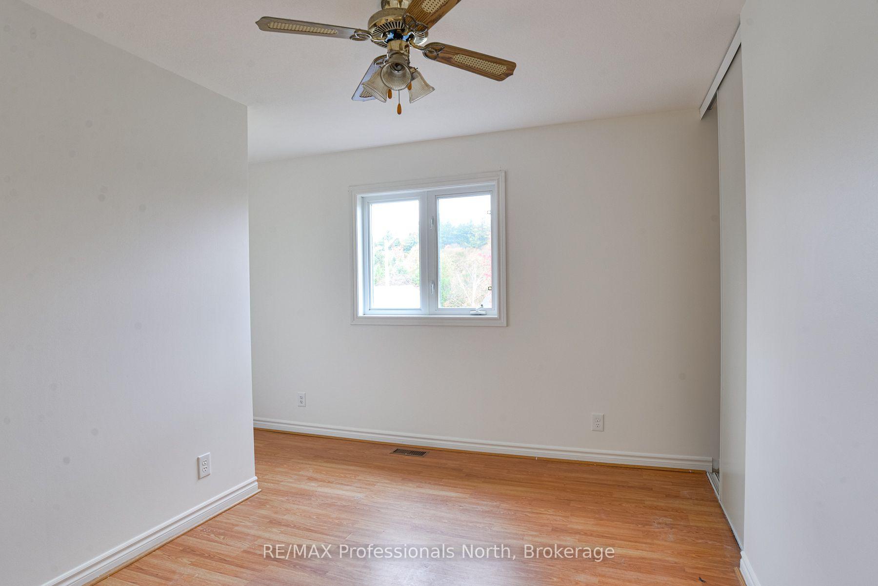 Photo 16 of 34 Killdeer Crescent, Bracebridge, Monck (Bracebridge) — HOMEH