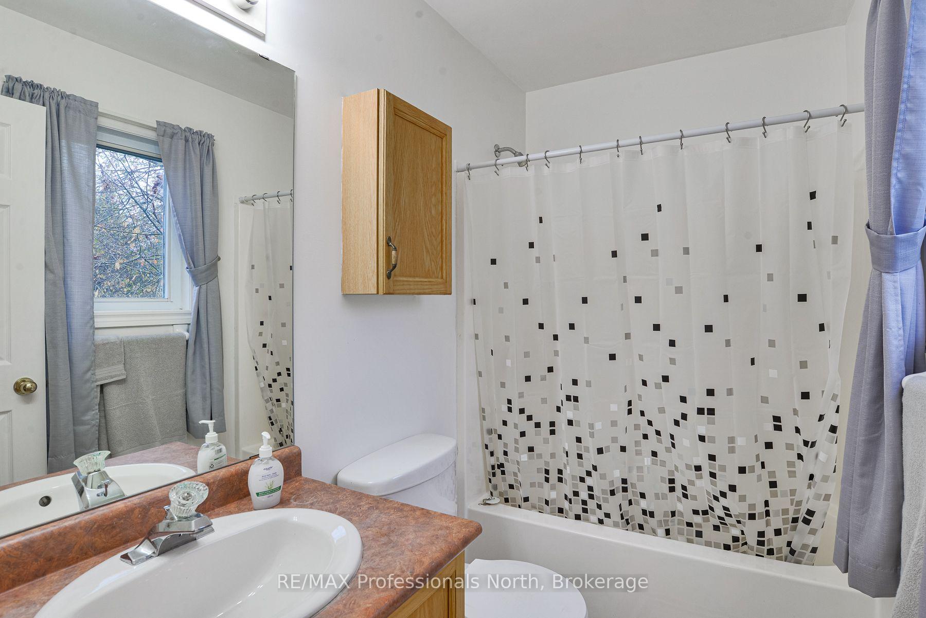 Photo 17 of 34 Killdeer Crescent, Bracebridge, Monck (Bracebridge) — HOMEH