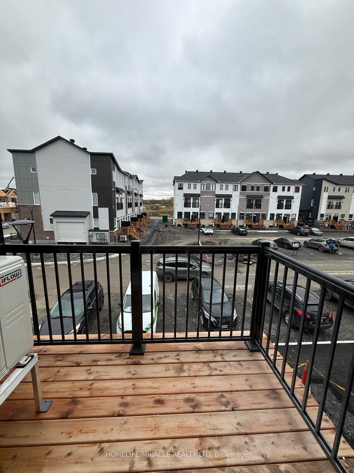 Photo 16 of 320 Stargrass Private, Ottawa, Barrhaven - Heritage Park — HOMEH