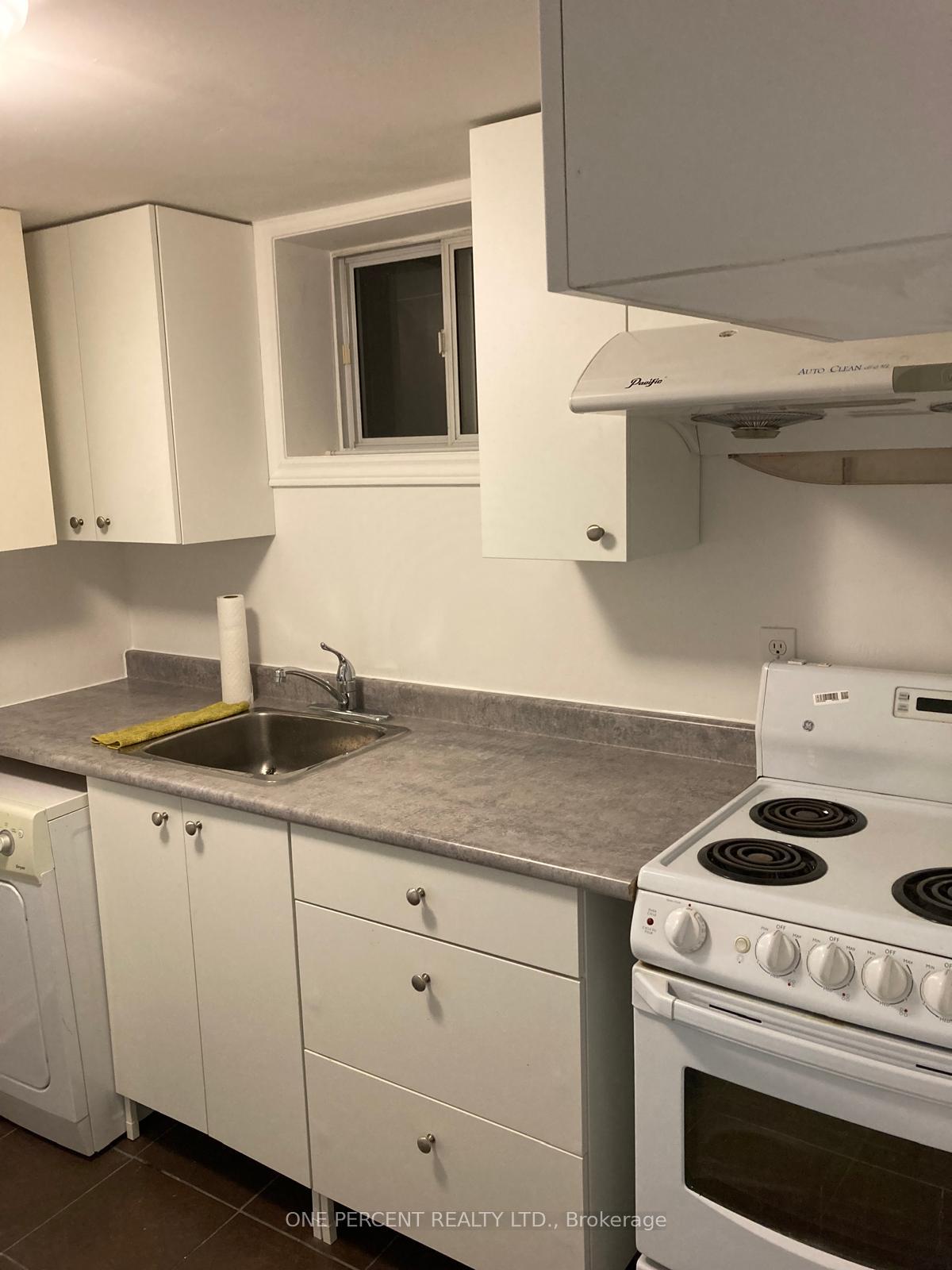 Photo 7 of Unit basement, 2B Dornfell Street, North York, Newtonbrook West — HOMEH