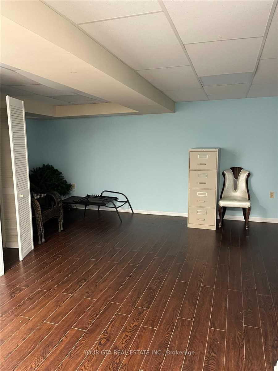 Photo 22 of 20 Luminous Court, Brampton, Heart Lake West — HOMEH