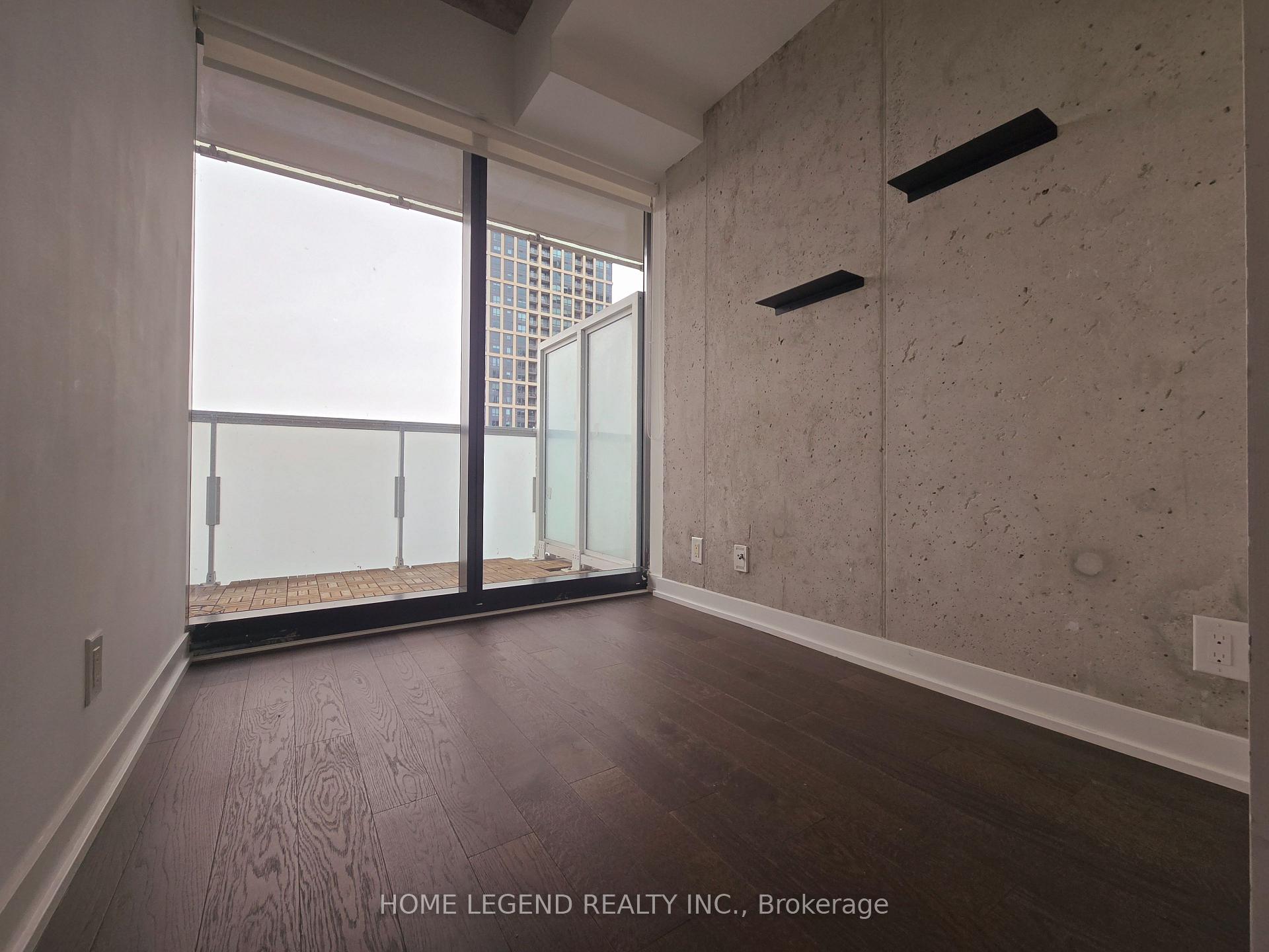 Photo 10 of Unit 2203, 11 Charlotte Street, Toronto, Waterfront Communities — HOMEH