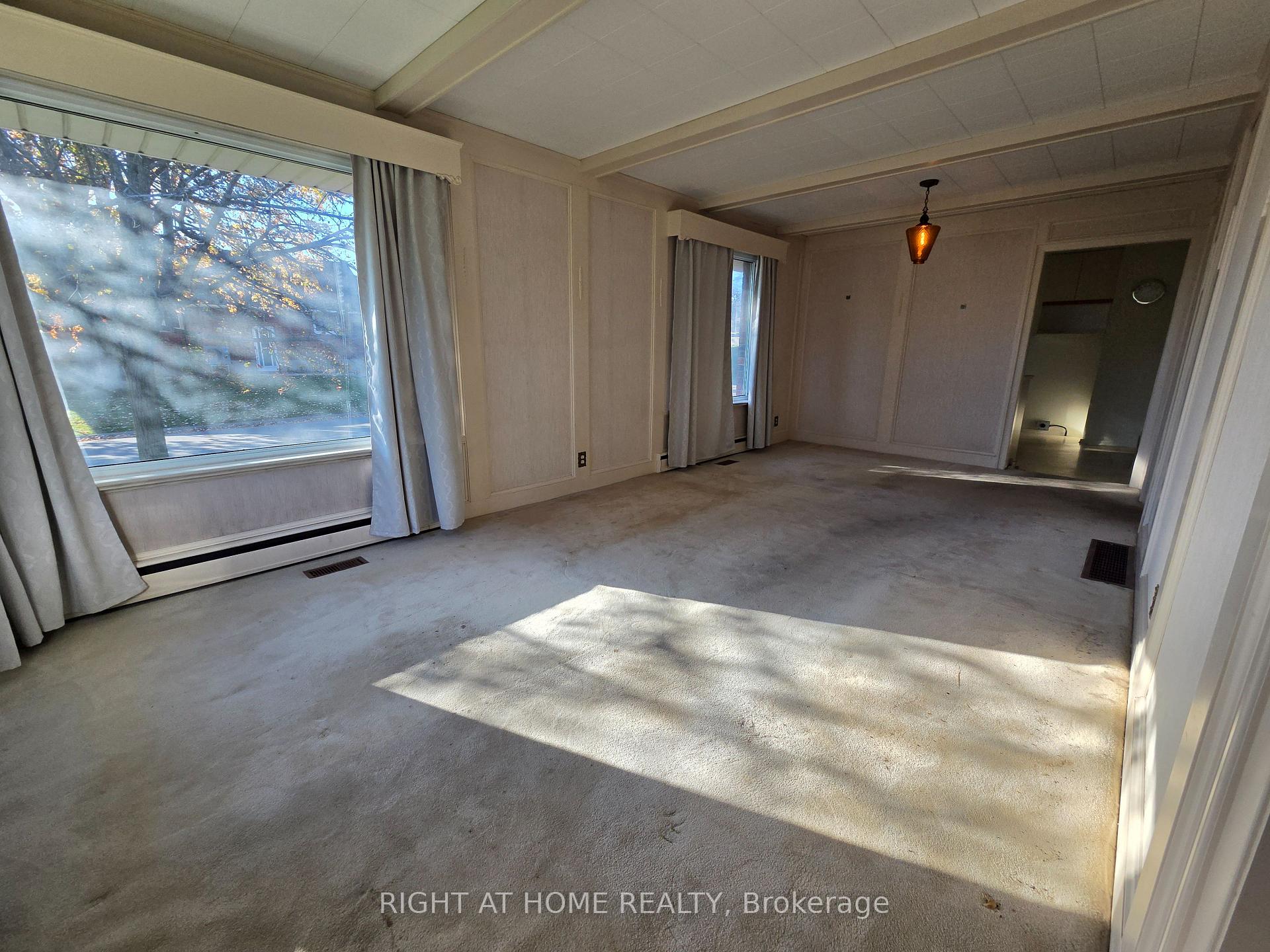 Photo 14 of 462 Madison Avenue, Oshawa, McLaughlin — HOMEH