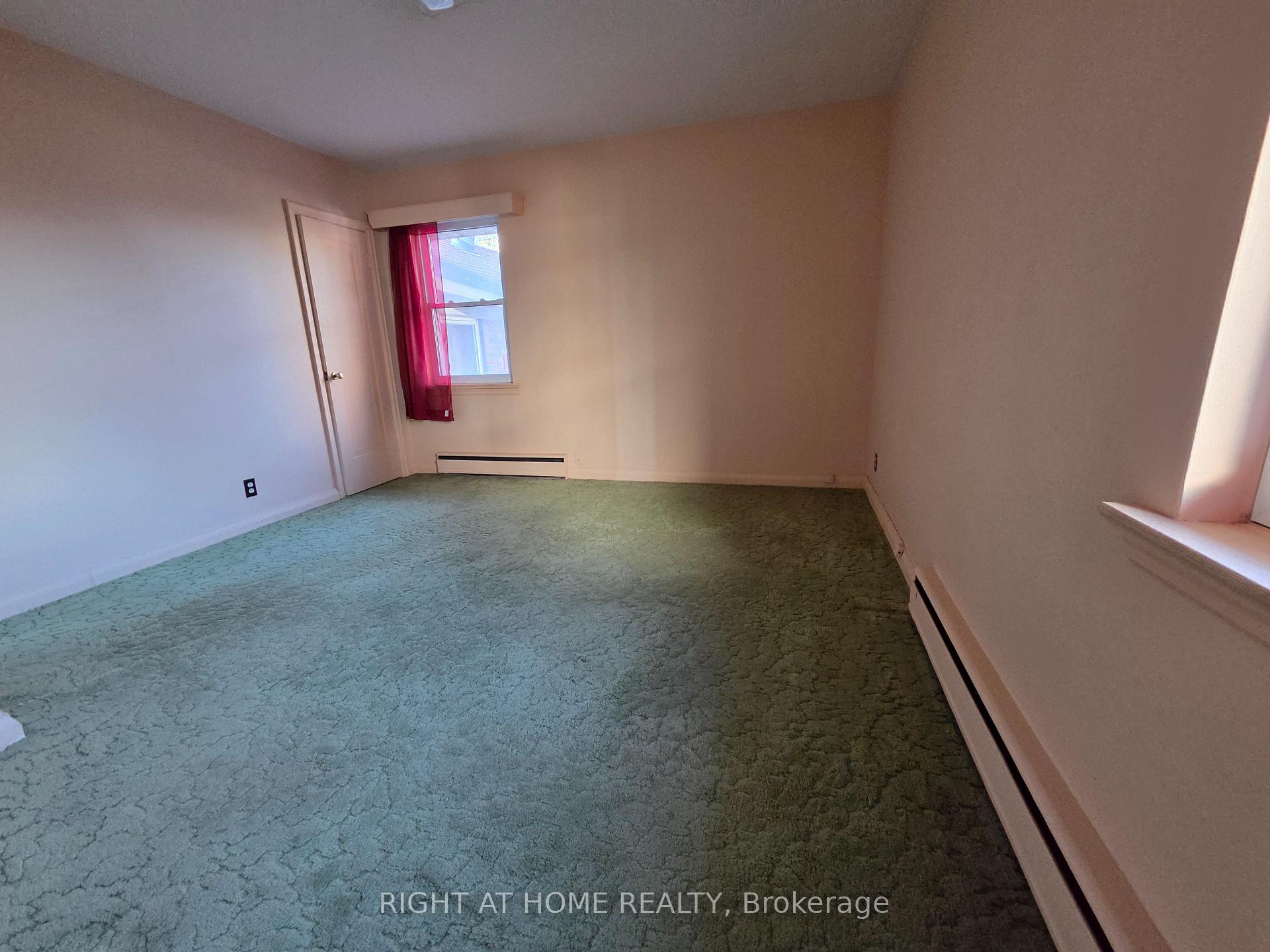 Photo 17 of 462 Madison Avenue, Oshawa, McLaughlin — HOMEH