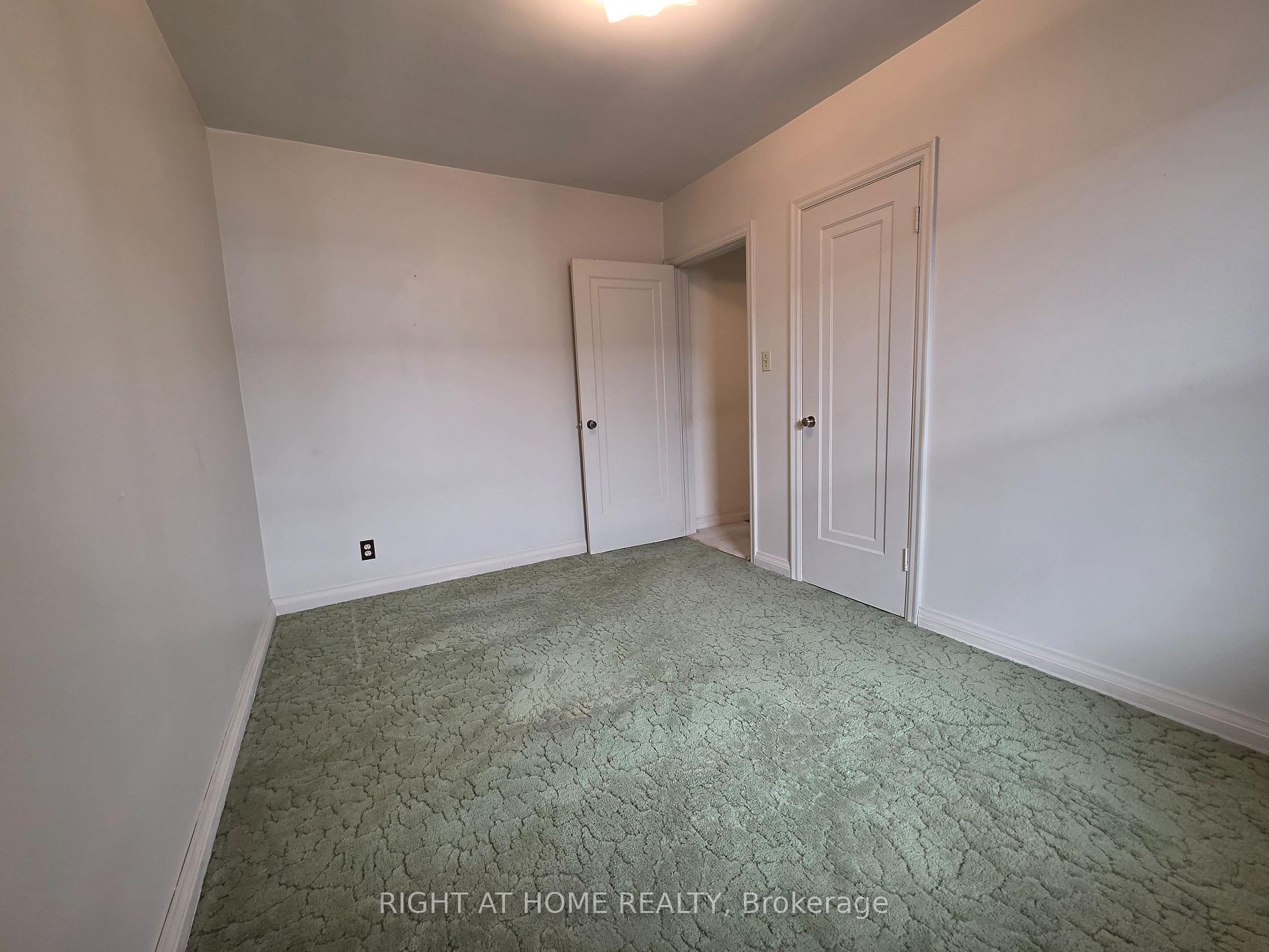 Photo 19 of 462 Madison Avenue, Oshawa, McLaughlin — HOMEH