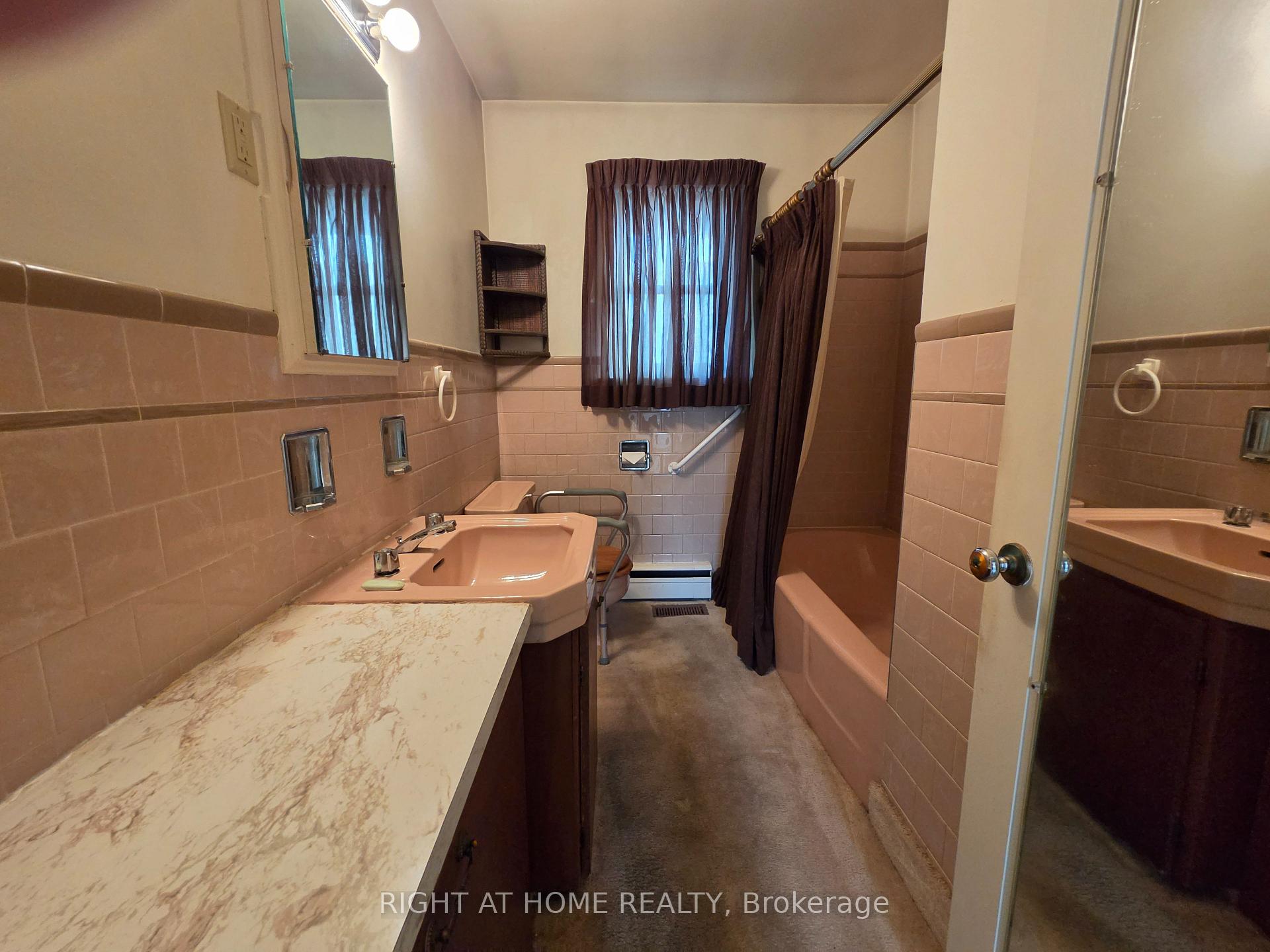 Photo 20 of 462 Madison Avenue, Oshawa, McLaughlin — HOMEH