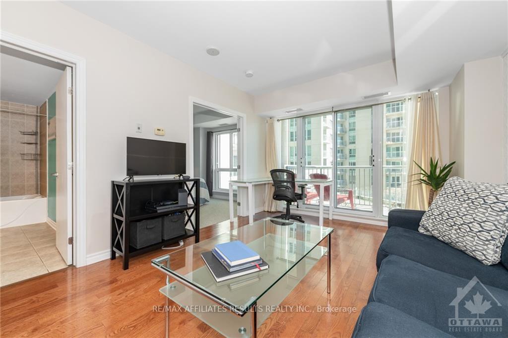 Photo 5 of Unit 410, 200 Rideau Street, Ottawa, Sandy Hill — HOMEH