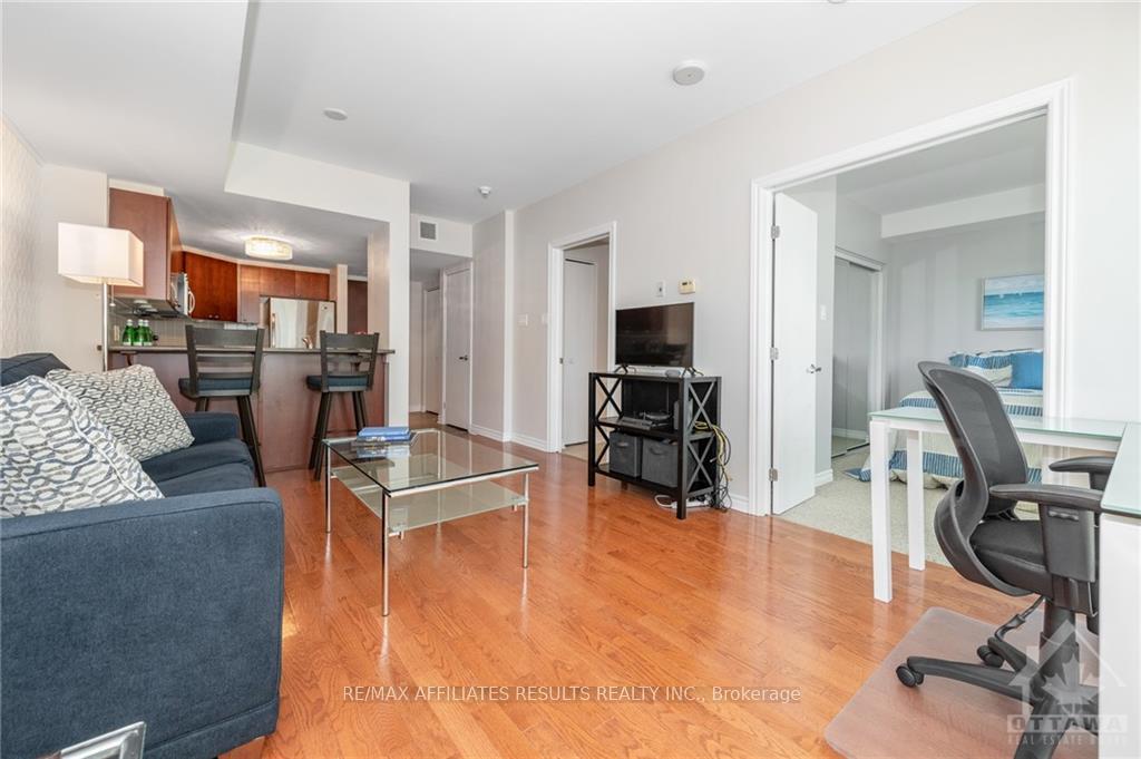 Photo 6 of Unit 410, 200 Rideau Street, Ottawa, Sandy Hill — HOMEH