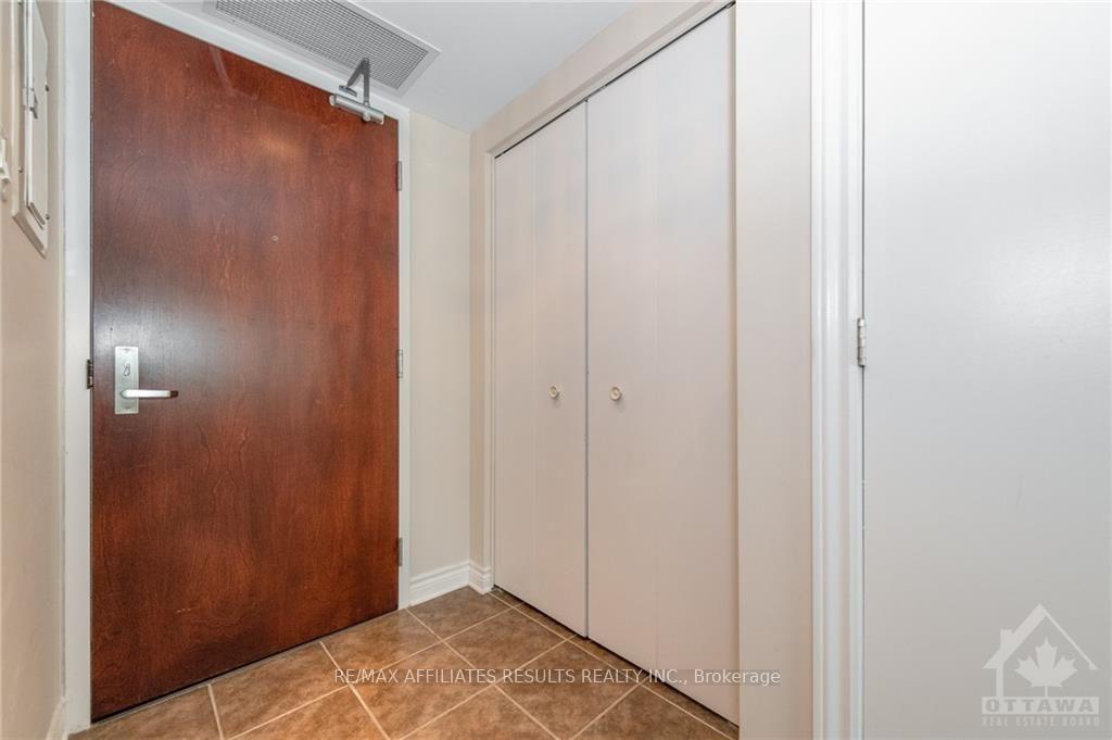 Photo 9 of Unit 410, 200 Rideau Street, Ottawa, Sandy Hill — HOMEH