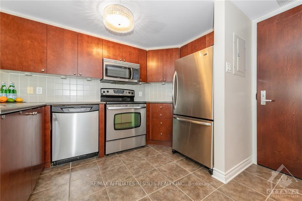 Photo 10 of Unit 410, 200 Rideau Street, Ottawa, Sandy Hill — HOMEH