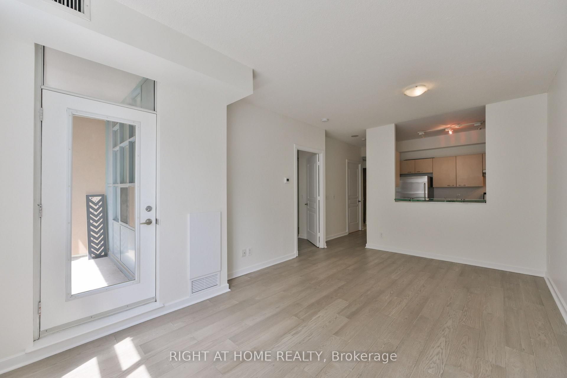 Photo 5 of Unit 621, 438 Richmond Street W, Toronto, Waterfront Communities — HOMEH