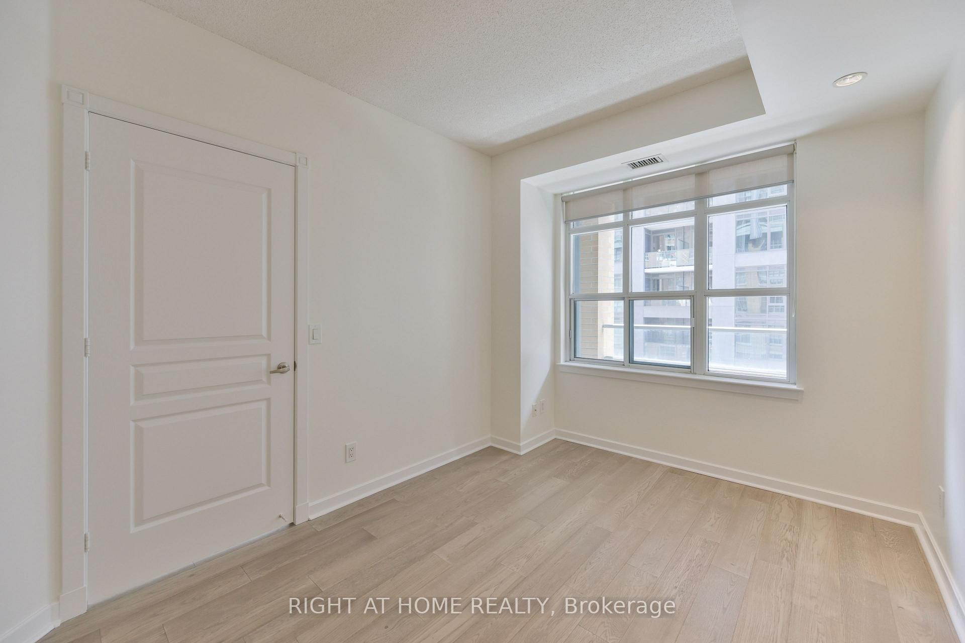 Photo 10 of Unit 621, 438 Richmond Street W, Toronto, Waterfront Communities — HOMEH