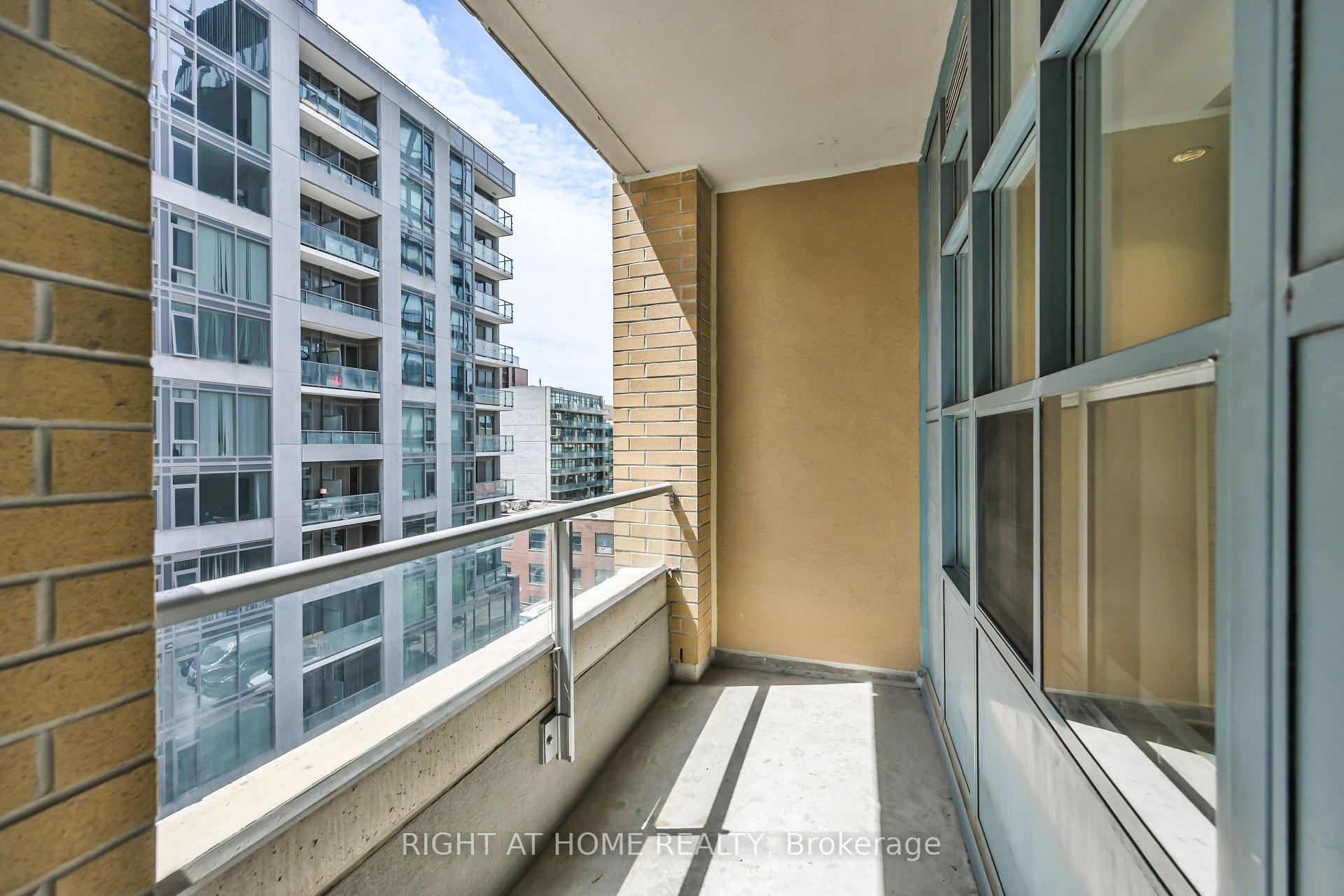 Photo 13 of Unit 621, 438 Richmond Street W, Toronto, Waterfront Communities — HOMEH