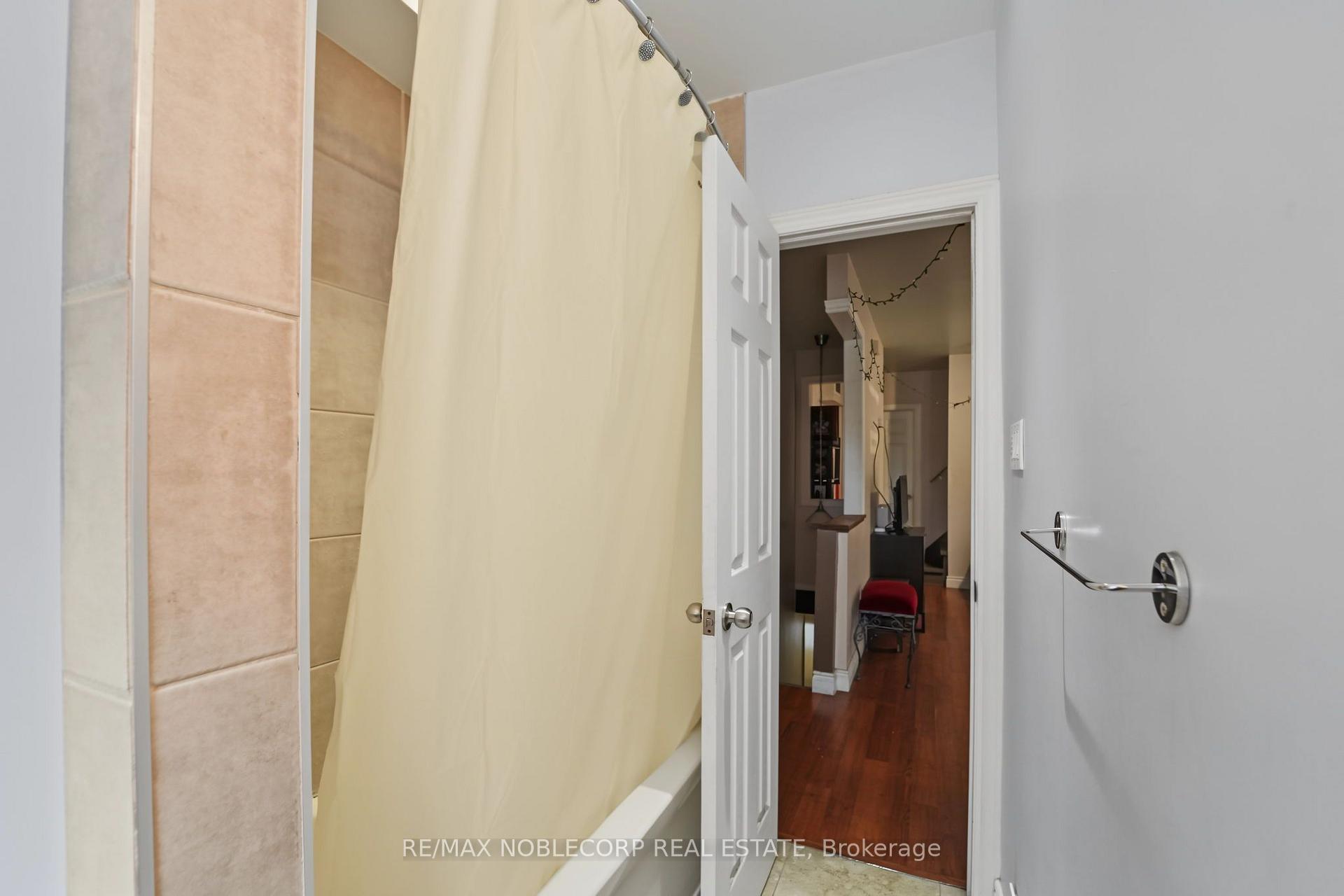 Photo 13 of 1035 Dovercourt Road, Toronto, Dovercourt-Wallace Emerson-Junction — HOMEH