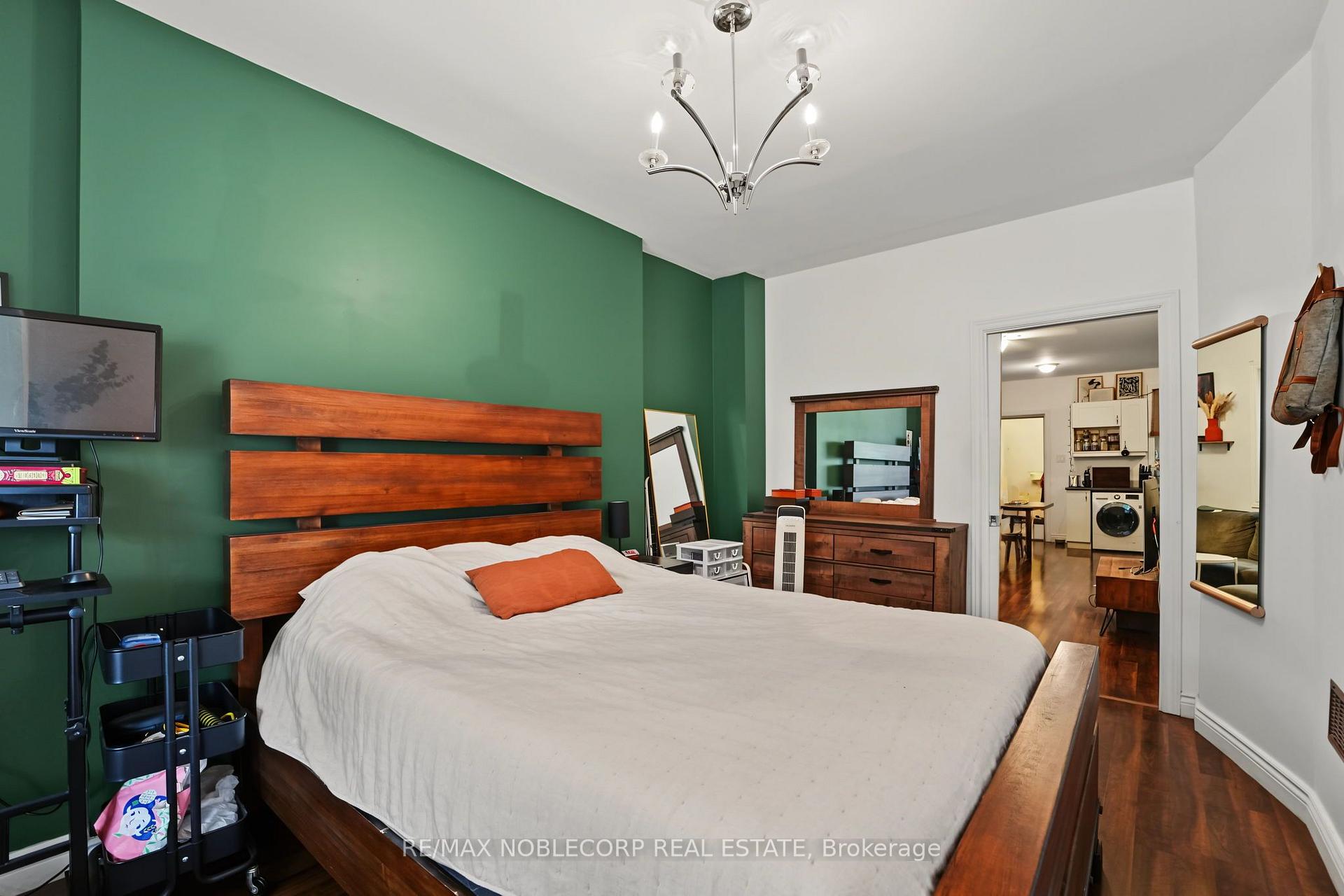 Photo 35 of 1035 Dovercourt Road, Toronto, Dovercourt-Wallace Emerson-Junction — HOMEH