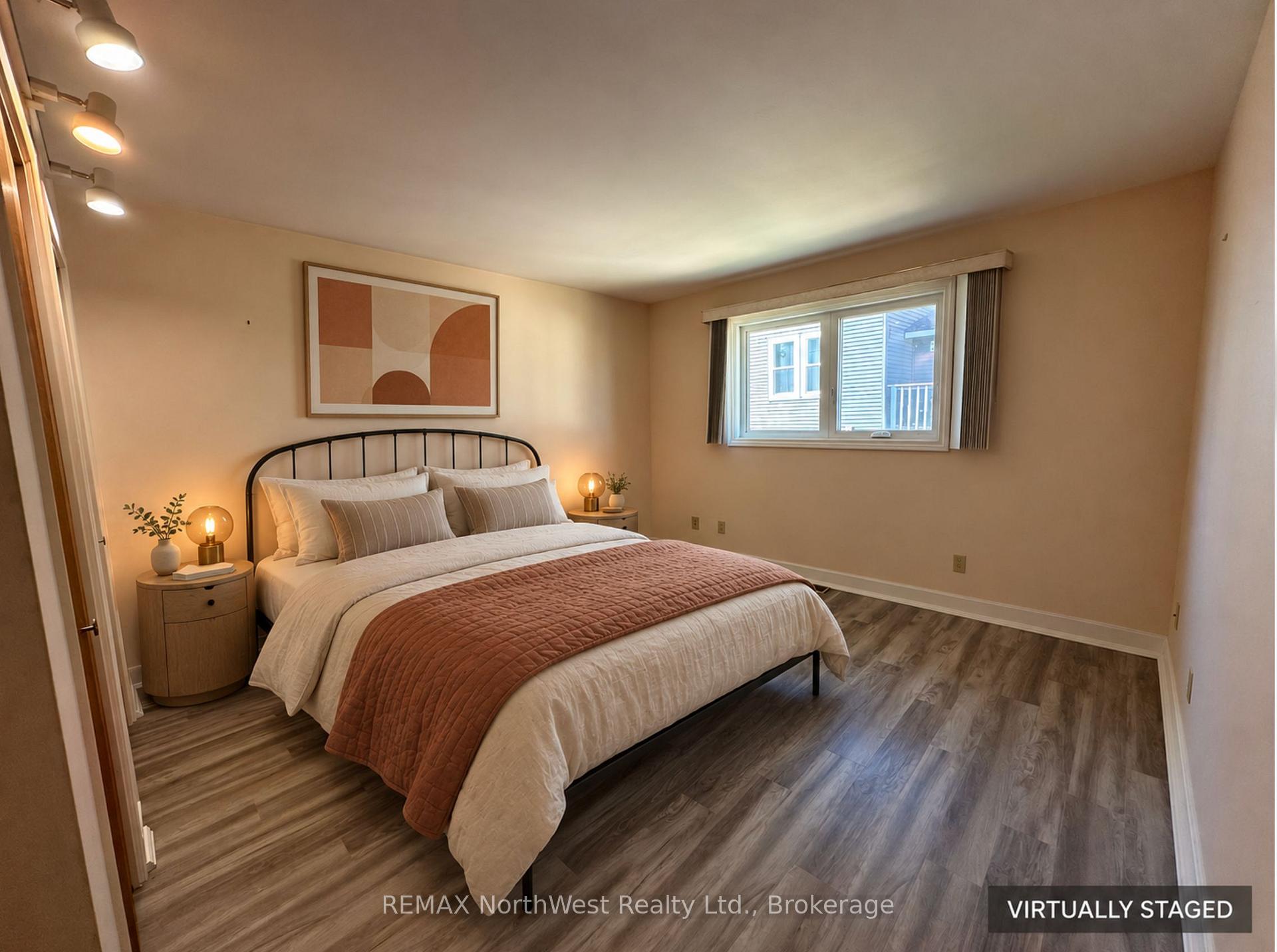 Photo 17 of 226 Fourth Street N, Kenora, North End — HOMEH