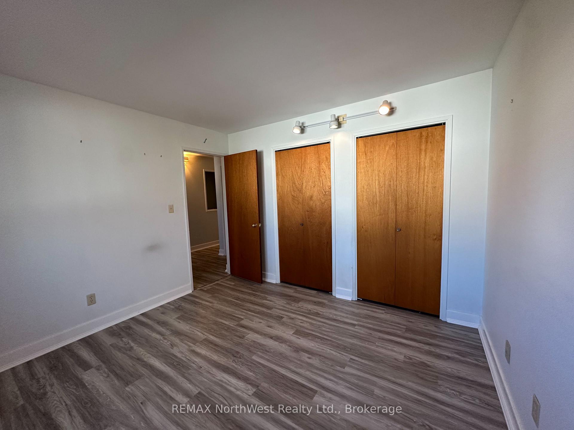 Photo 25 of 226 Fourth Street N, Kenora, North End — HOMEH