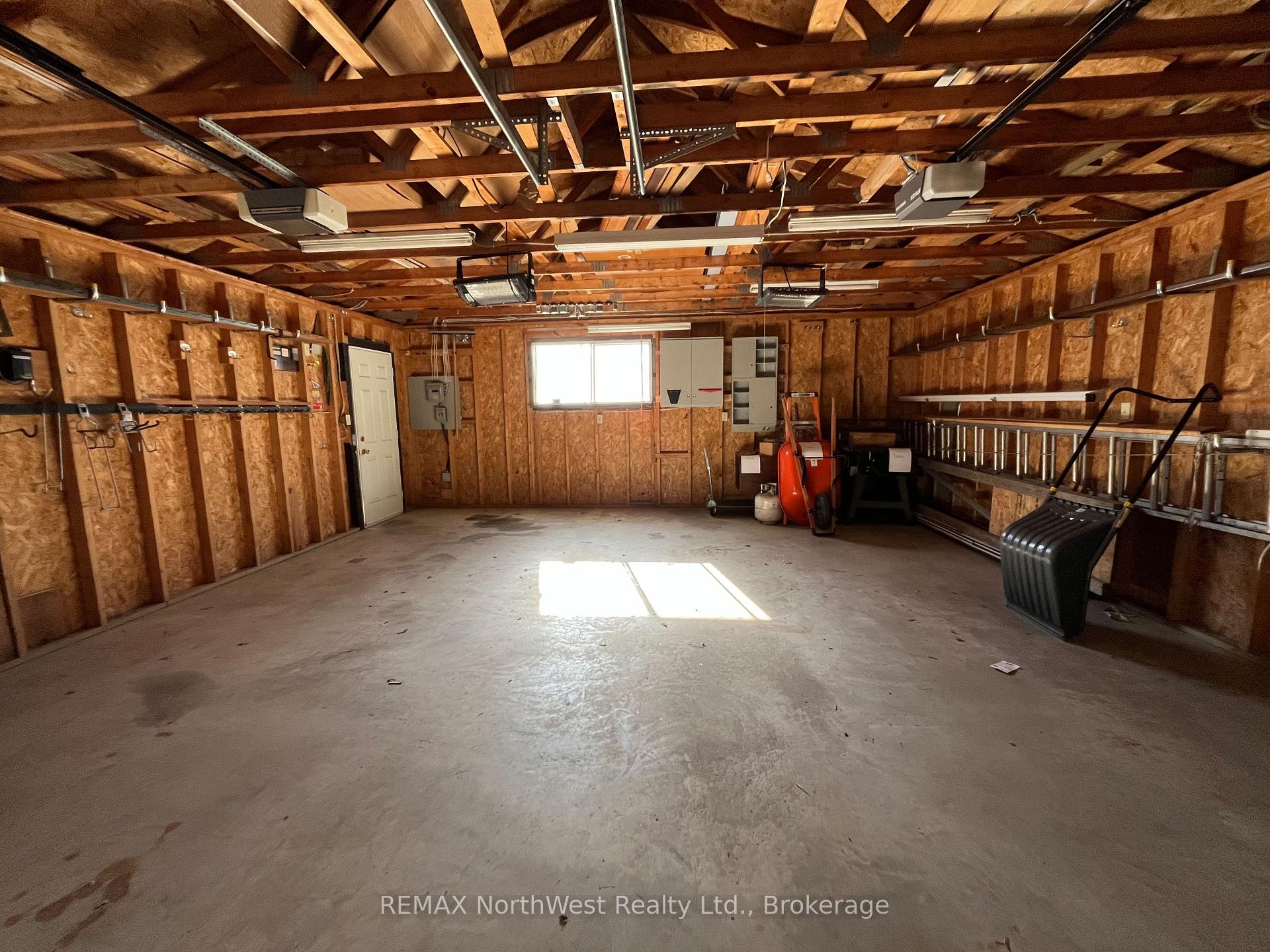 Photo 29 of 226 Fourth Street N, Kenora, North End — HOMEH