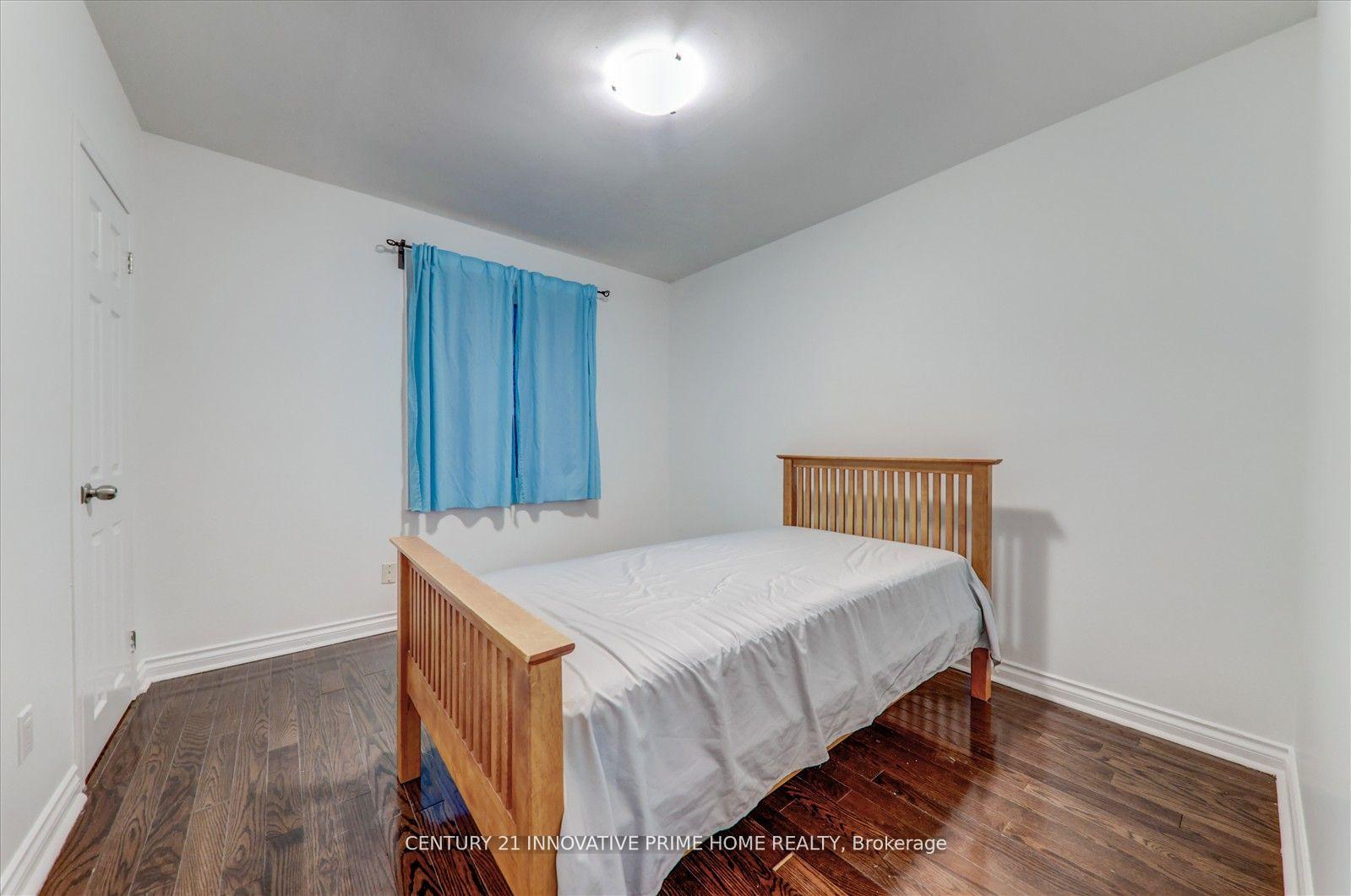 Photo 17 of 10 Gable Place, Scarborough, Bendale — HOMEH
