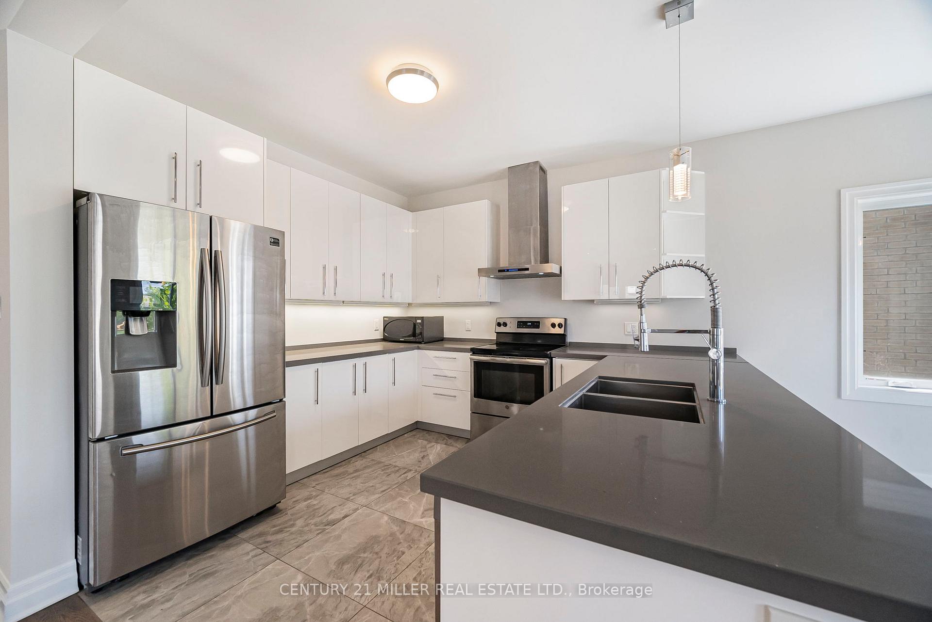Photo 14 of Unit 33, 2619 Sheffield Boulevard, London, South U — HOMEH