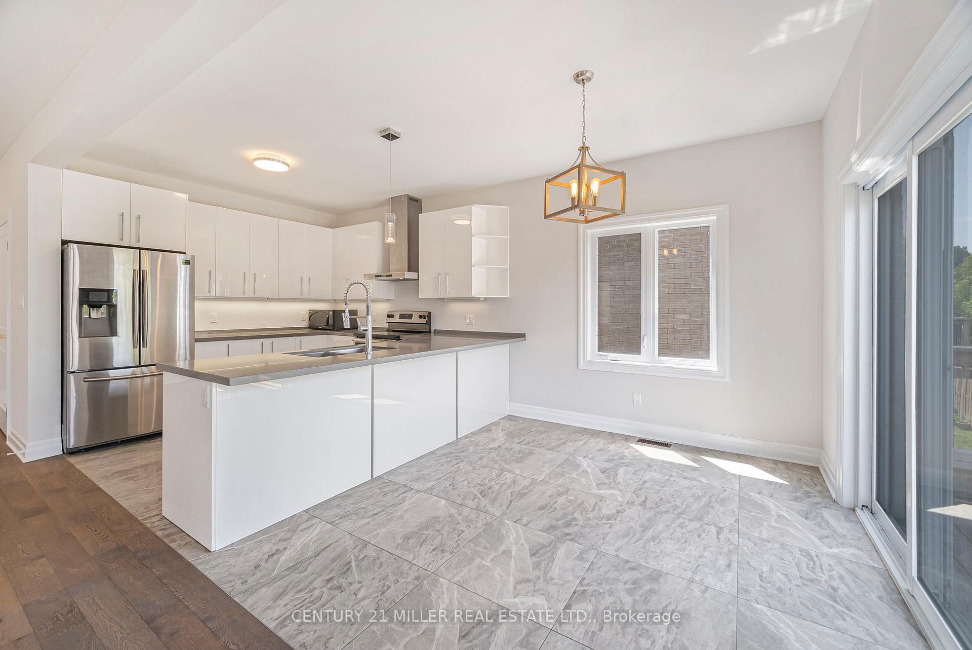 Photo 15 of Unit 33, 2619 Sheffield Boulevard, London, South U — HOMEH