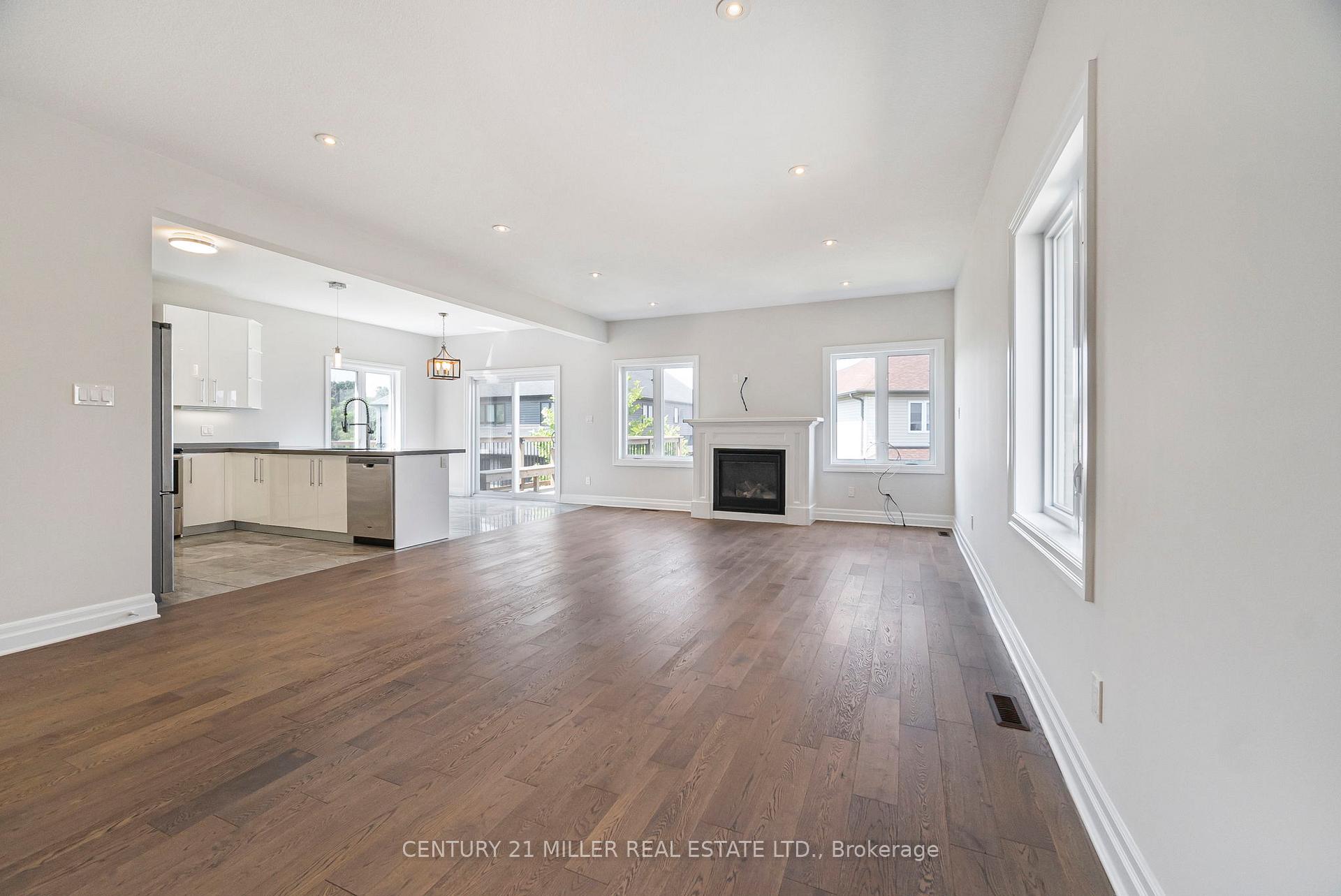 Photo 18 of Unit 33, 2619 Sheffield Boulevard, London, South U — HOMEH