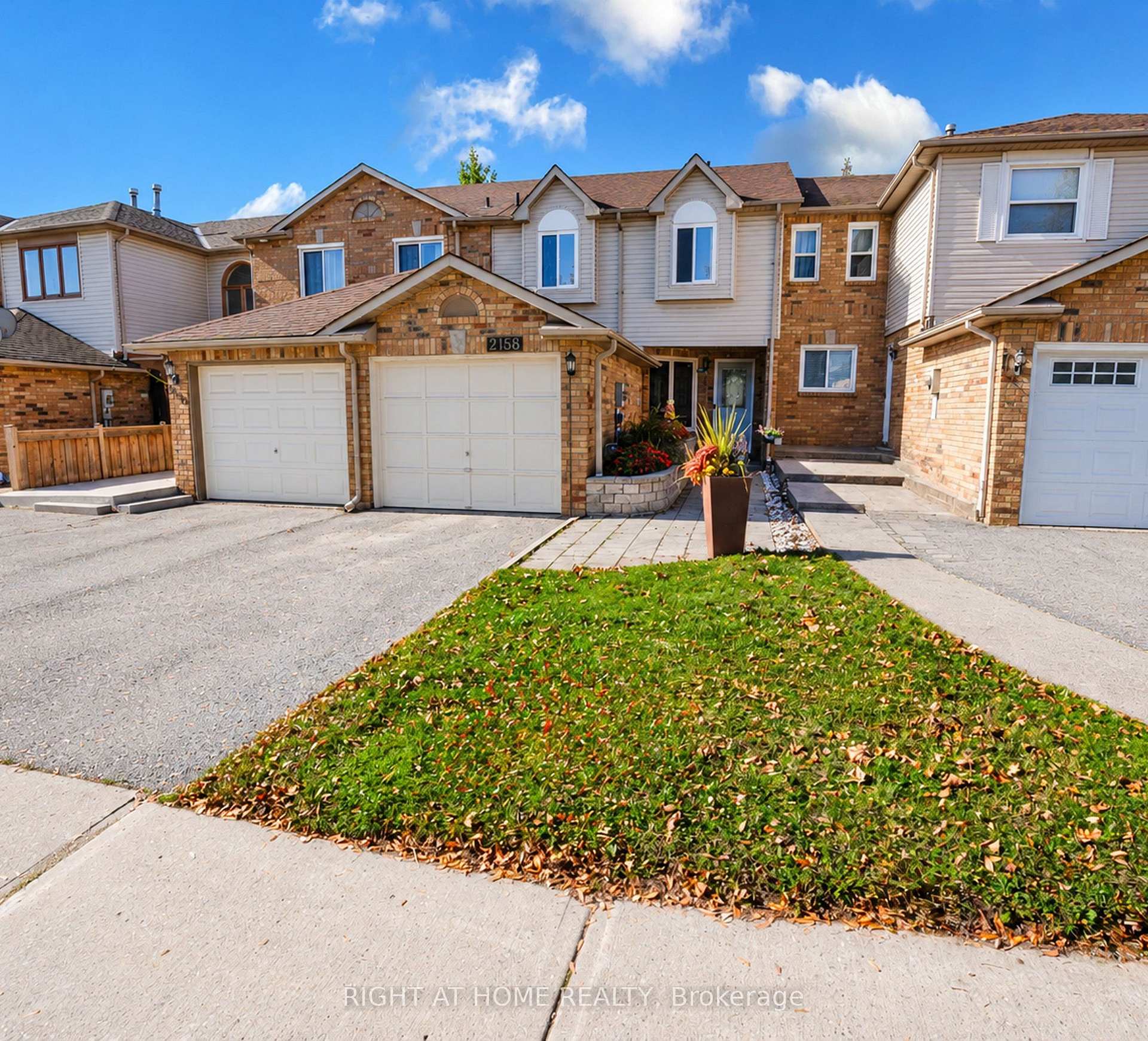Photo 1 of 2158 Ferguson Street, Innisfil, Alcona — HOMEH