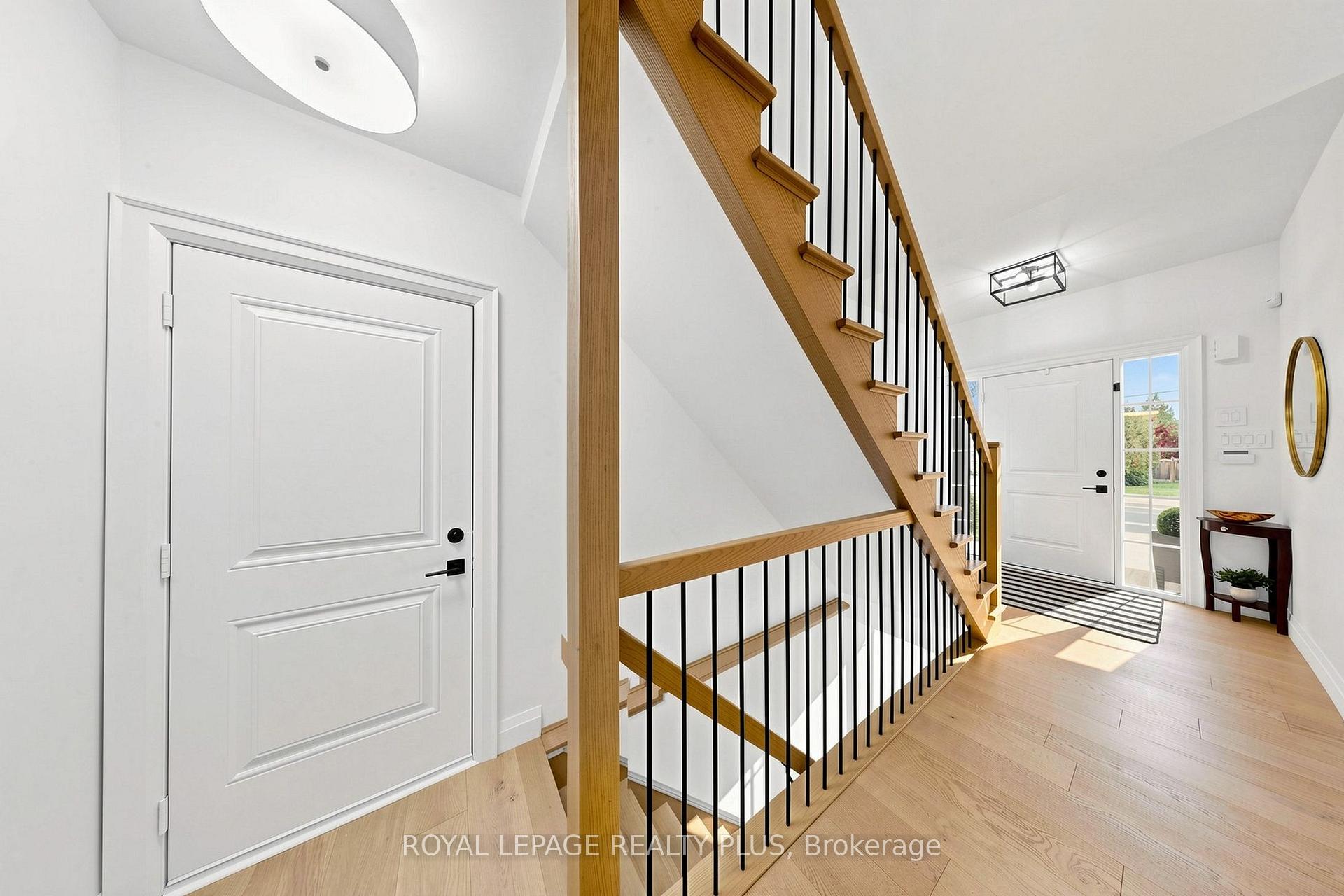 Photo 5 of 274 Dewitt Road, Hamilton, Stoney Creek — HOMEH