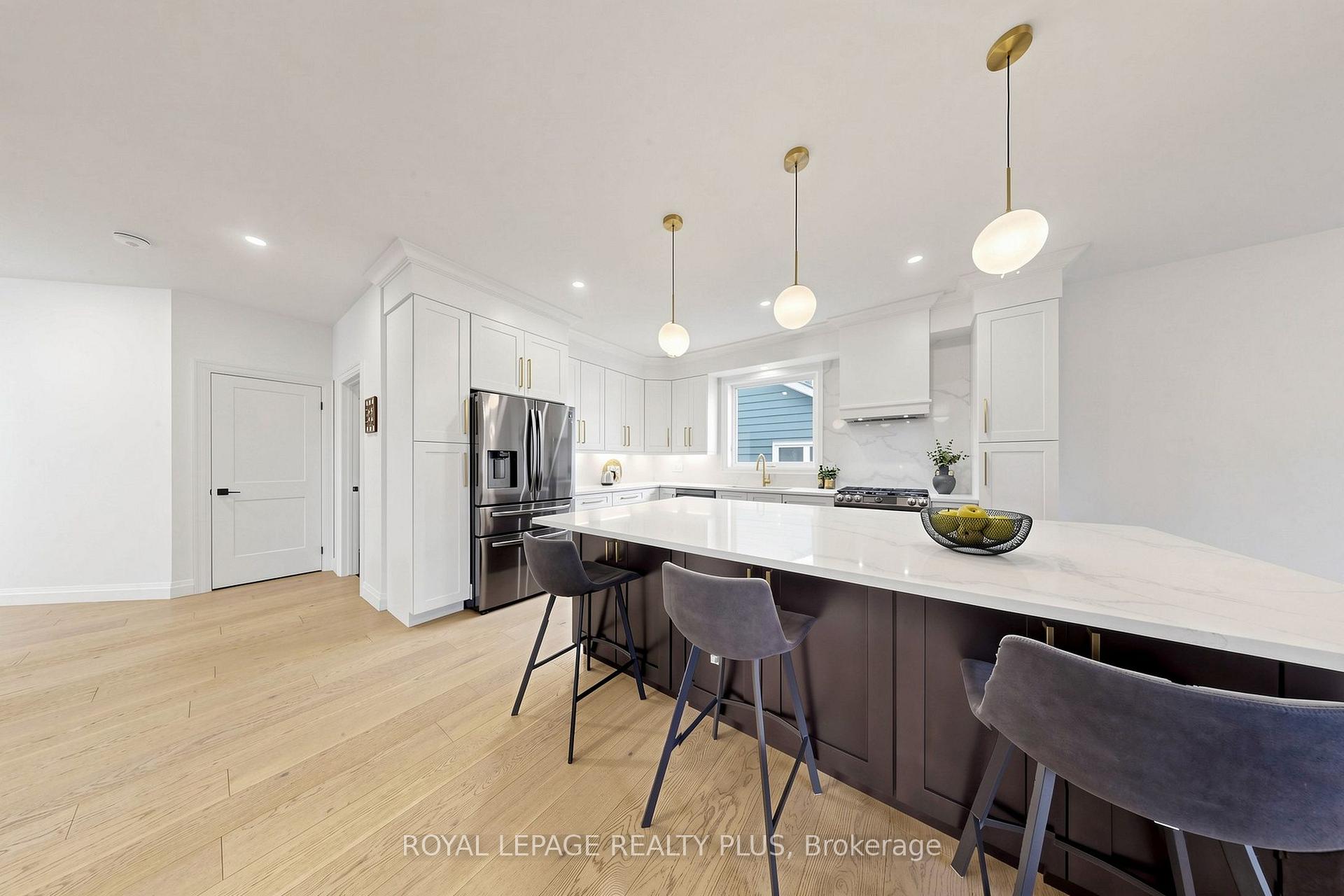 Photo 8 of 274 Dewitt Road, Hamilton, Stoney Creek — HOMEH