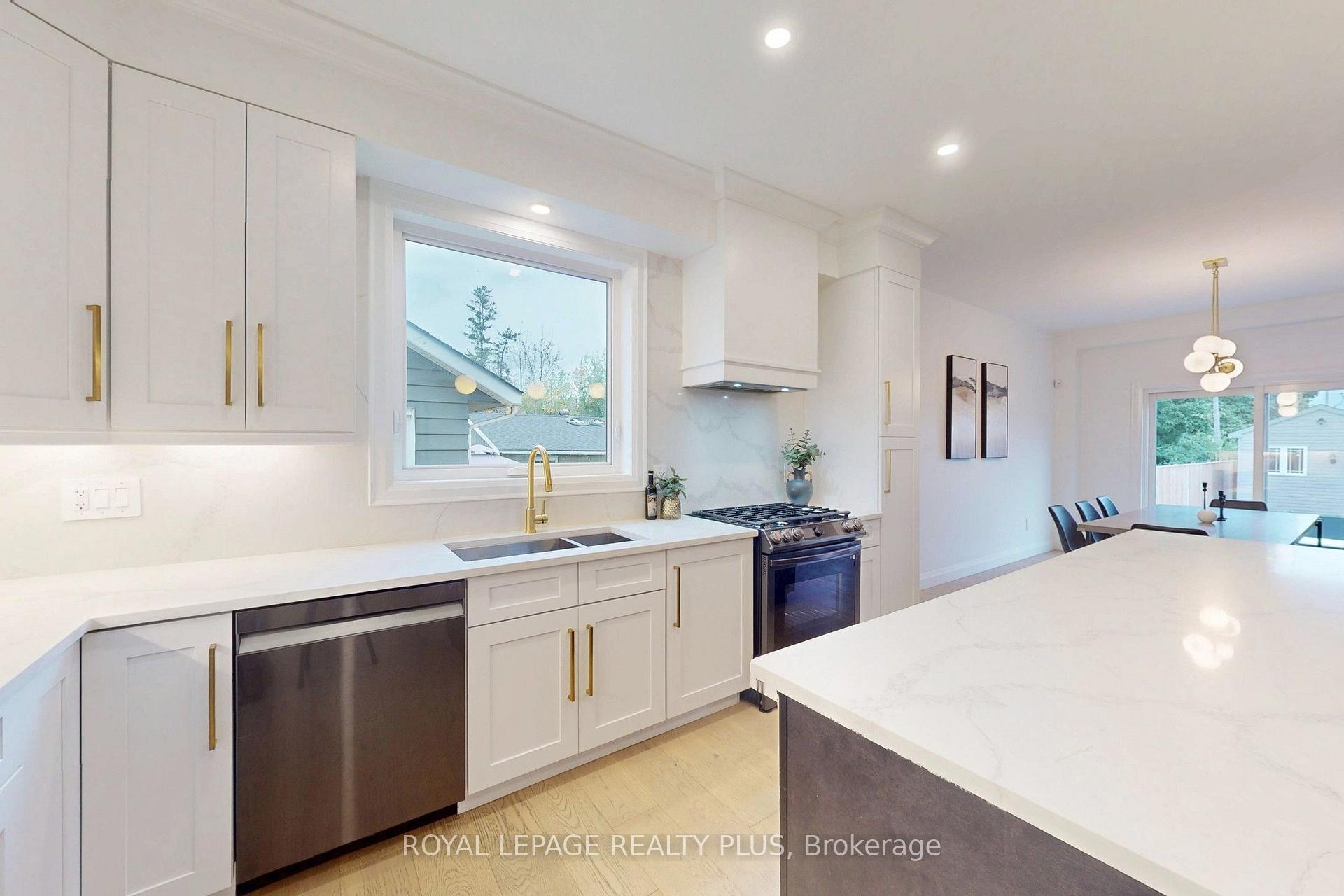 Photo 10 of 274 Dewitt Road, Hamilton, Stoney Creek — HOMEH