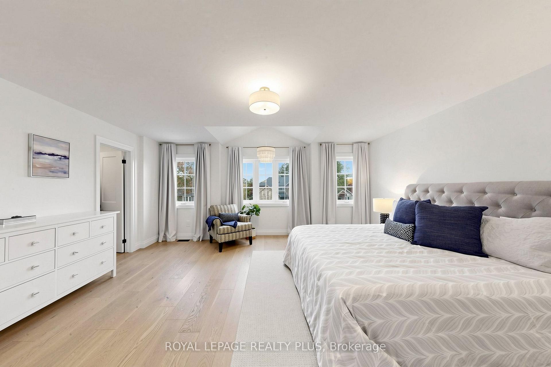 Photo 25 of 274 Dewitt Road, Hamilton, Stoney Creek — HOMEH