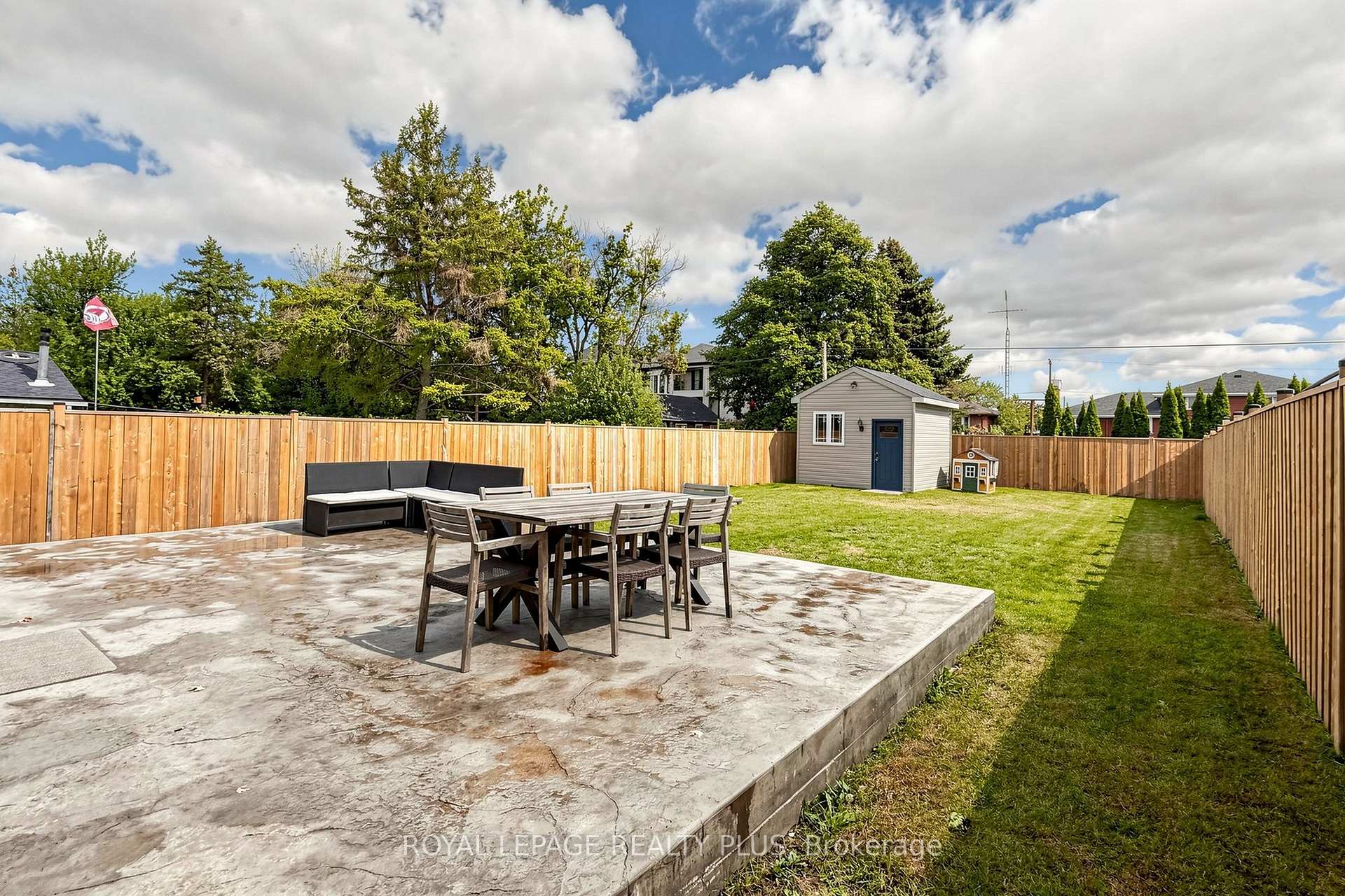 Photo 47 of 274 Dewitt Road, Hamilton, Stoney Creek — HOMEH