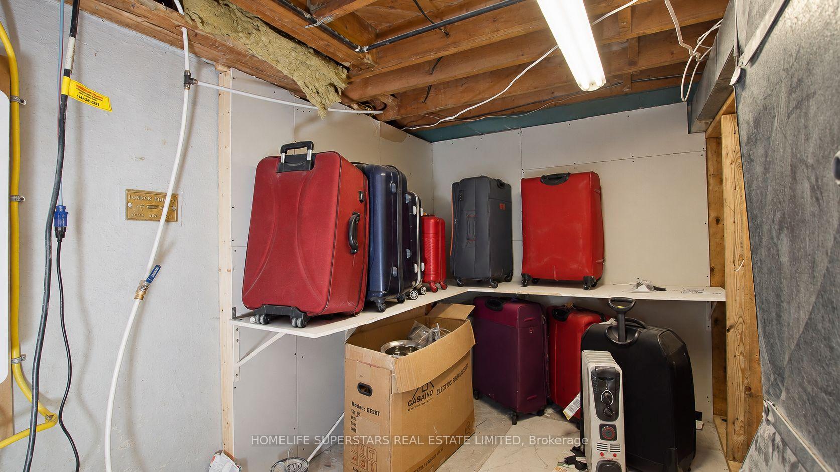 Photo 49 of 706 Rowntree Avenue, London, South H — HOMEH